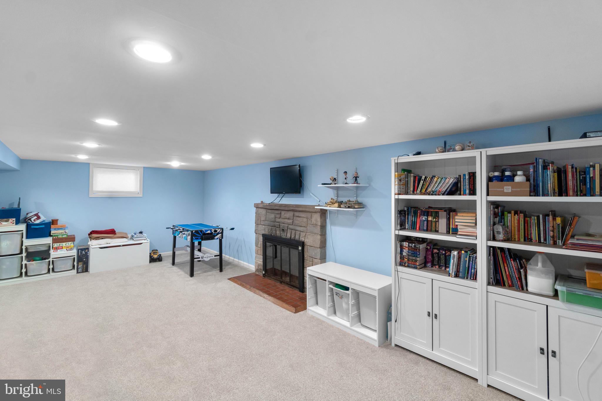 ASHTON HEIGHTS - Residential Lease