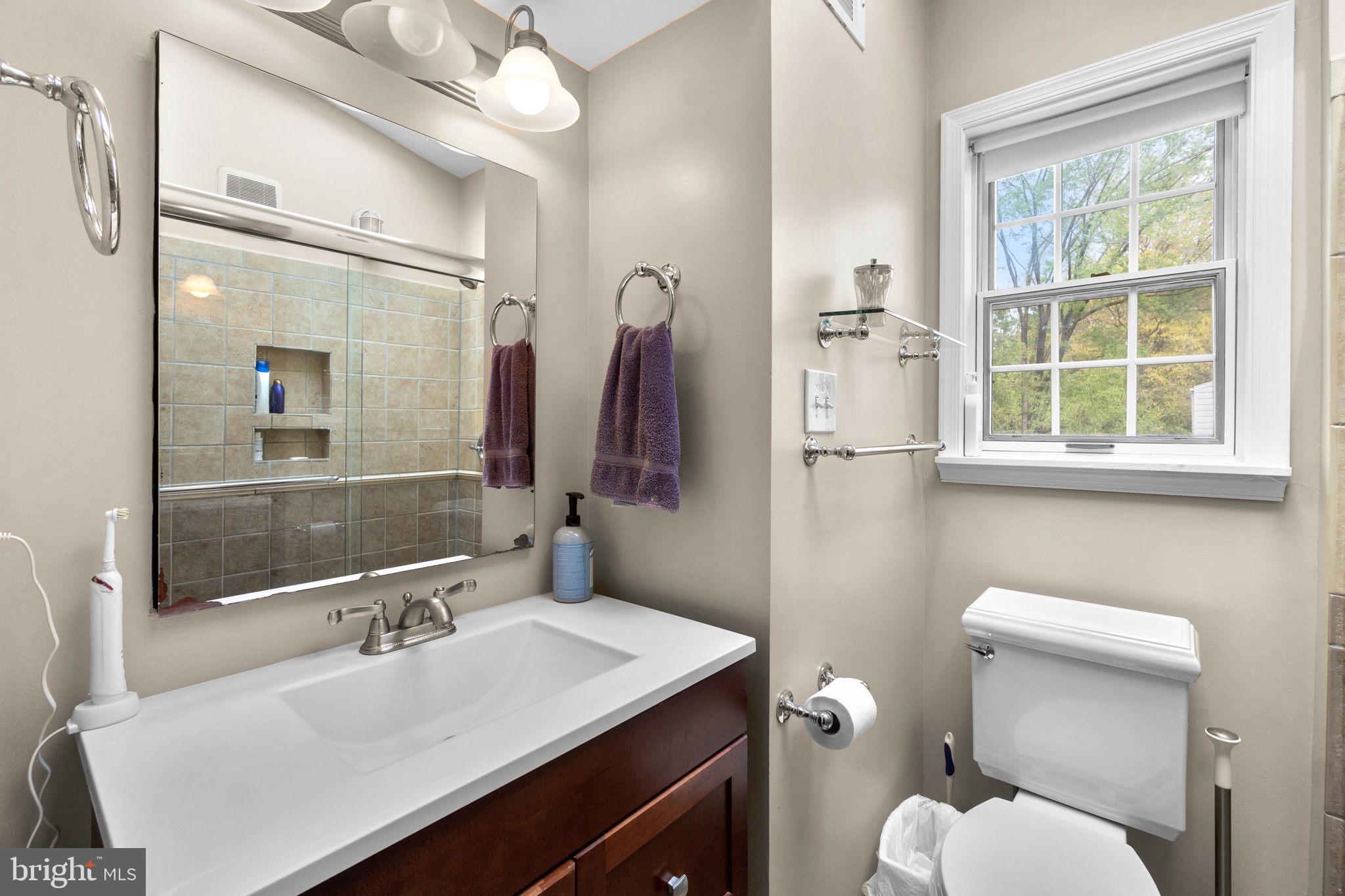 ASHTON HEIGHTS - Residential Lease