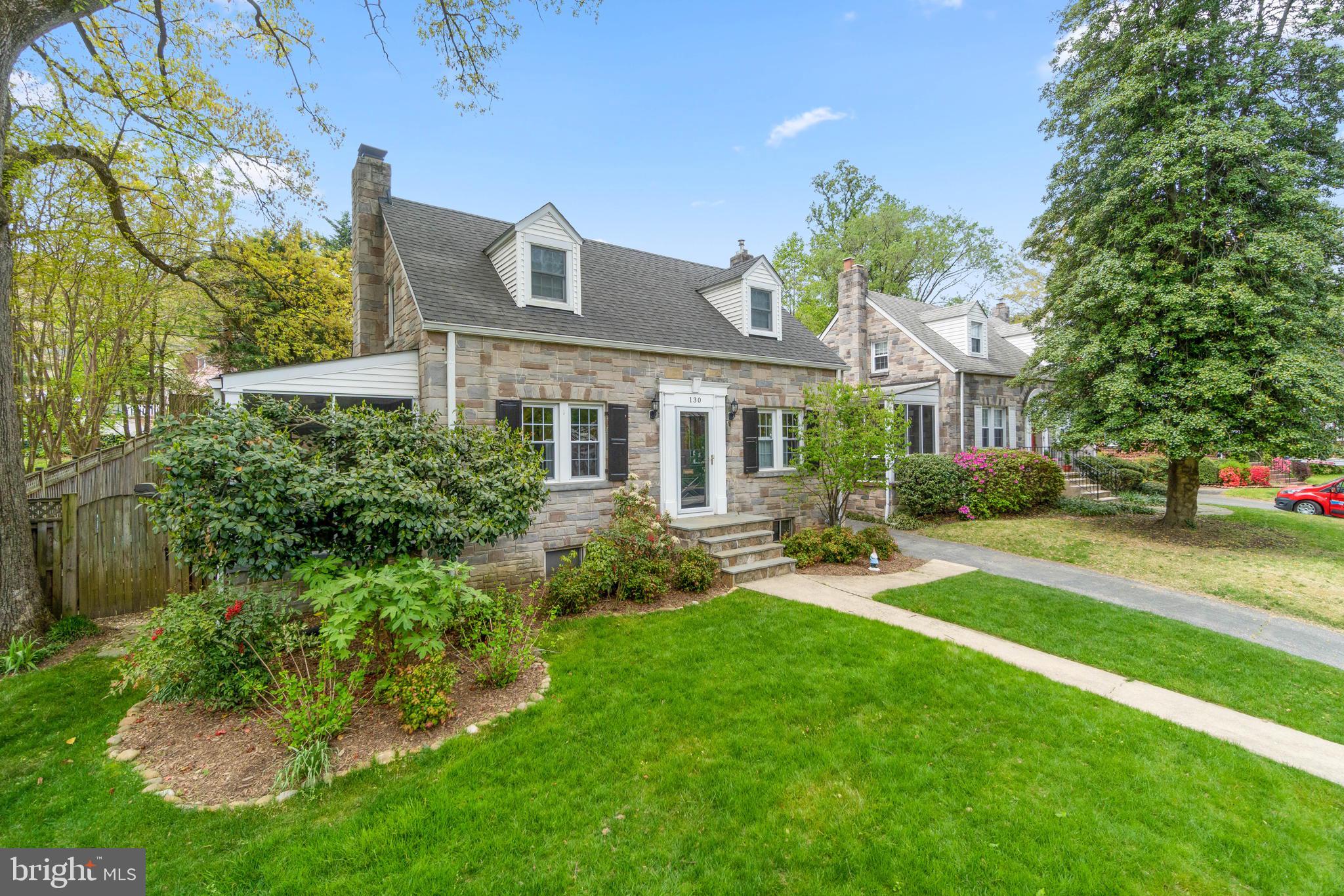 ASHTON HEIGHTS - Residential Lease