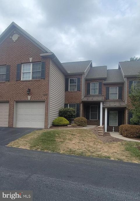 5295 WINTHROP AVENUE MECHANICSBURG PA 17050