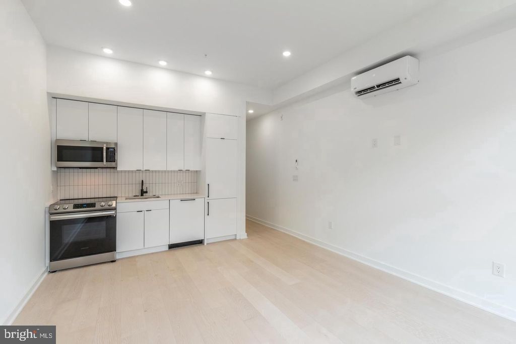 Photo of 2414 Frankford Avenue #2F, PHILADELPHIA, PA 19125 (MLS # PAPH2576734)