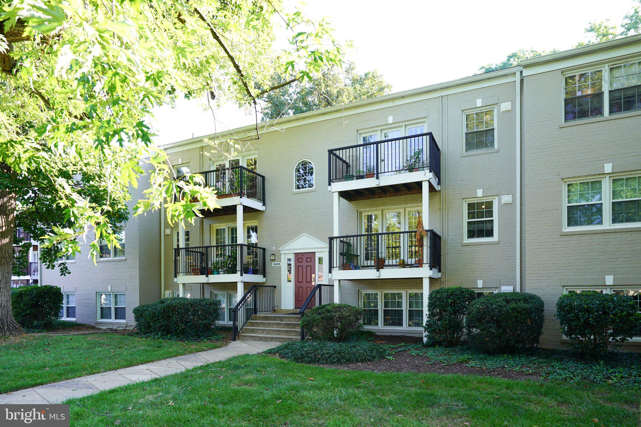 9489 FAIRFAX BOULEVARD 202