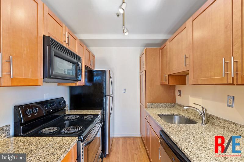 OLD TOWN - Residential Lease