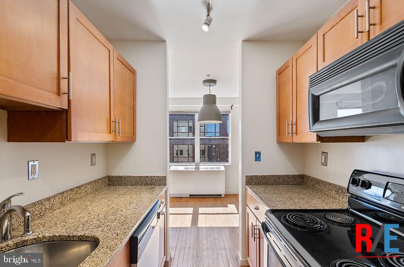 OLD TOWN - Residential Lease