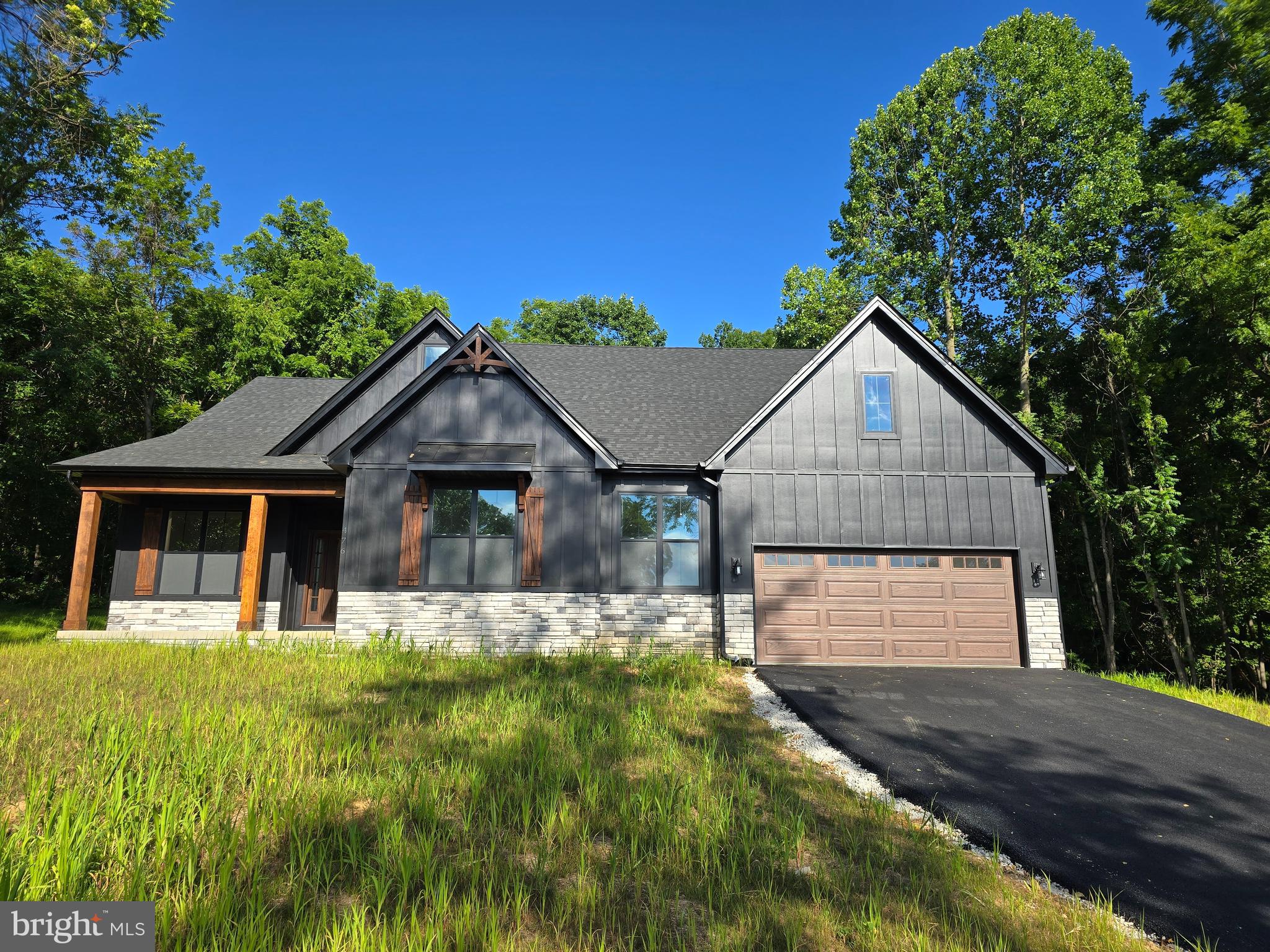 BROOKSIDE - Residential