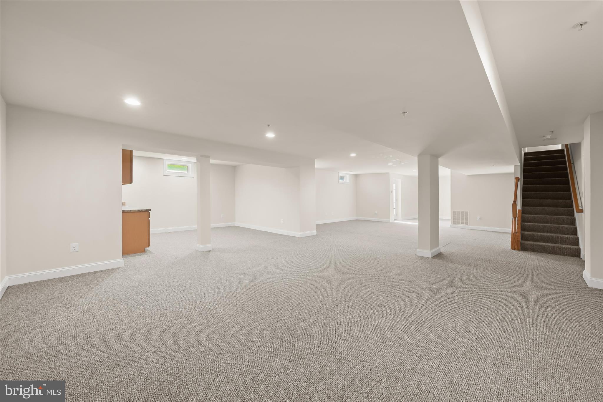 CLAREMONT OVERLOOK - Residential