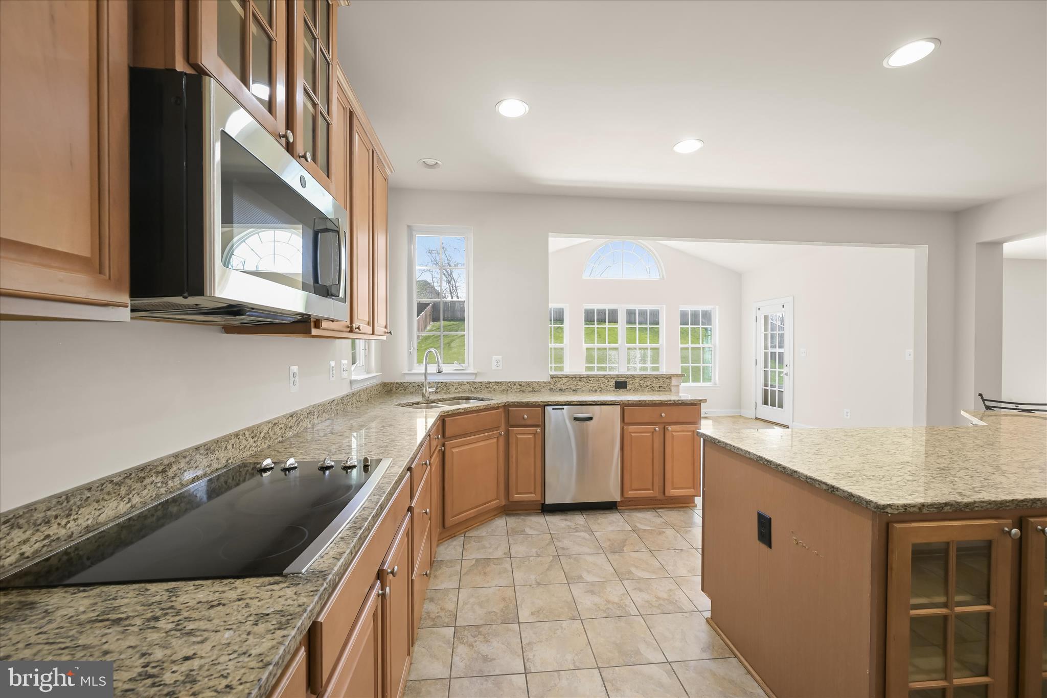 CLAREMONT OVERLOOK - Residential