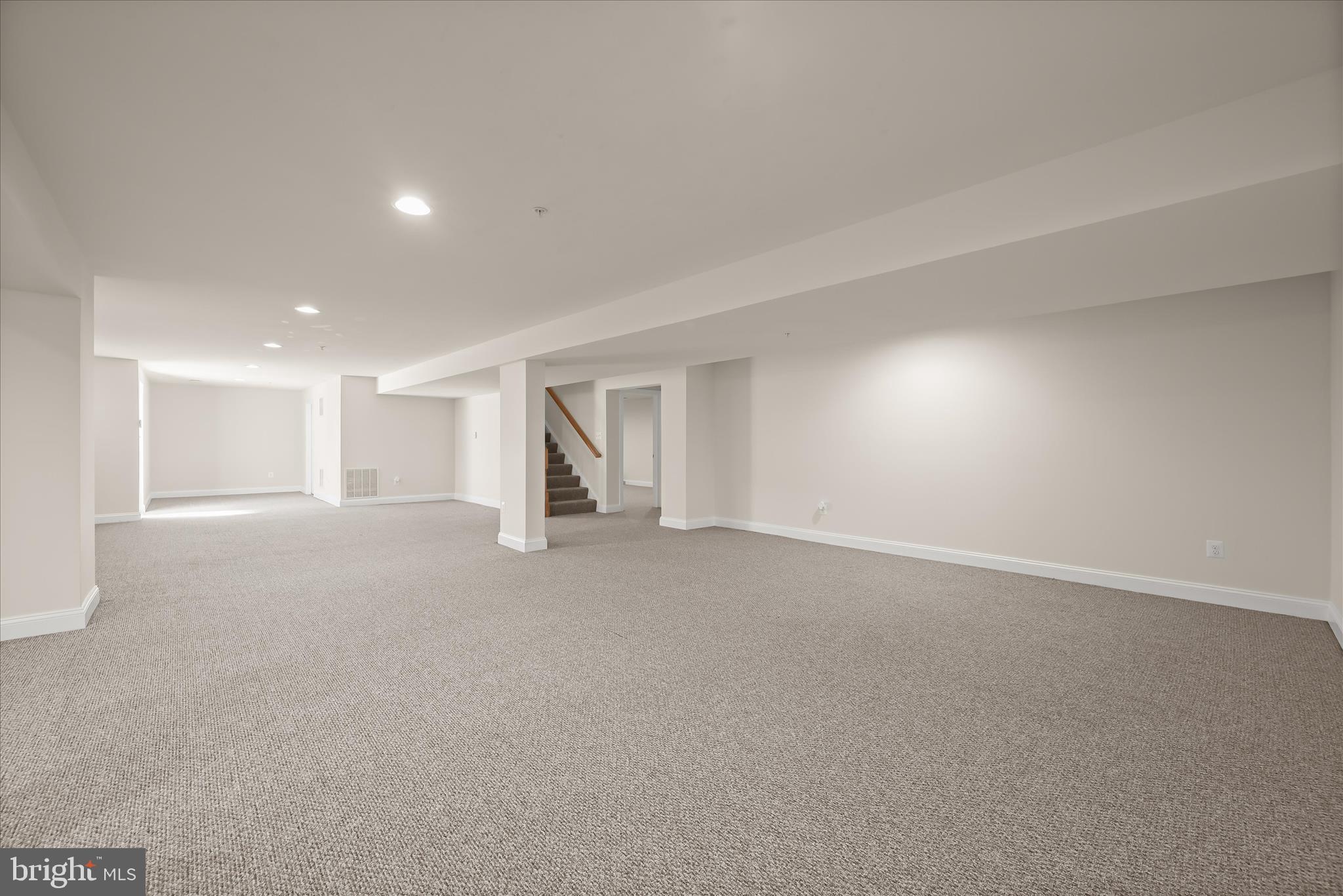 CLAREMONT OVERLOOK - Residential