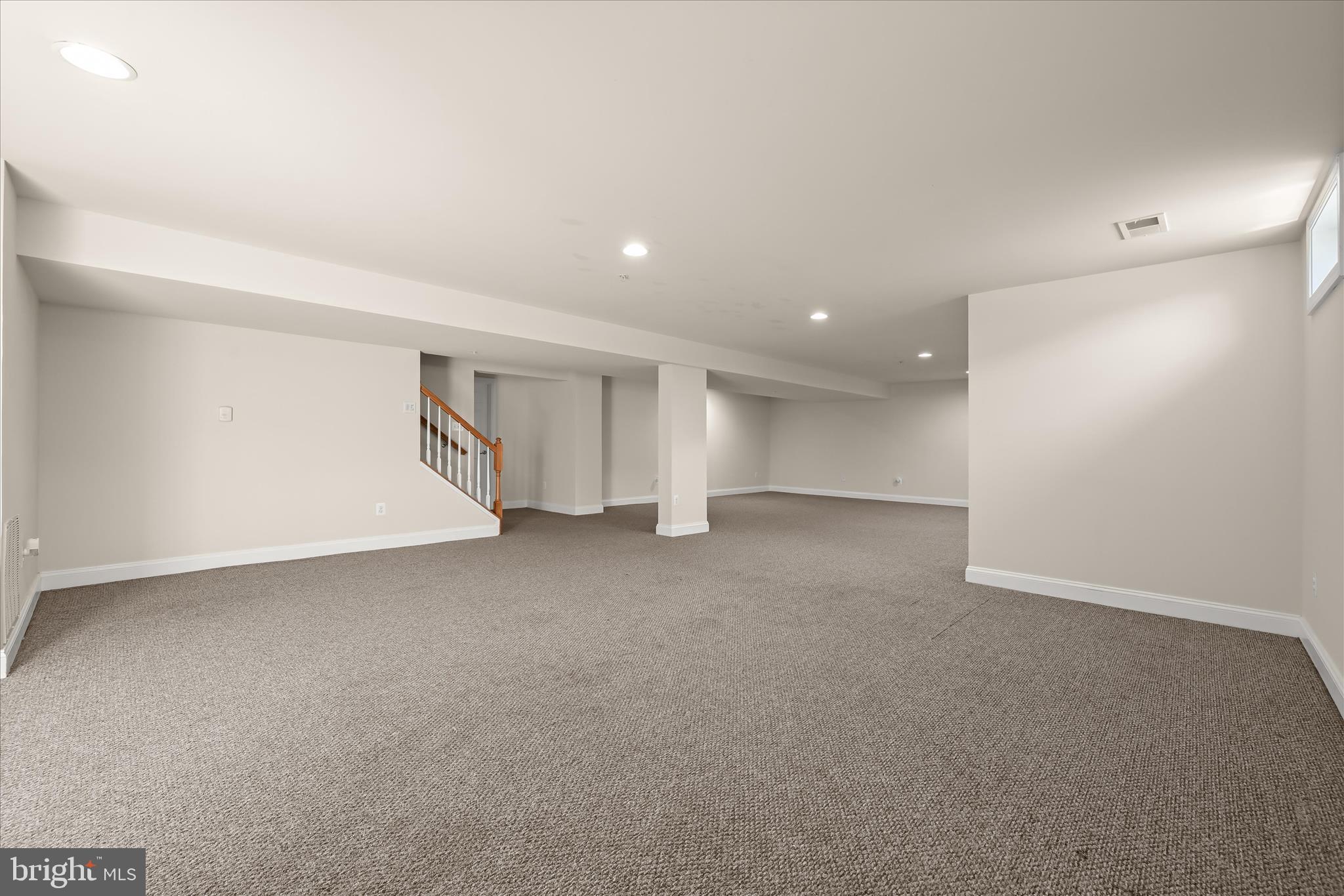 CLAREMONT OVERLOOK - Residential