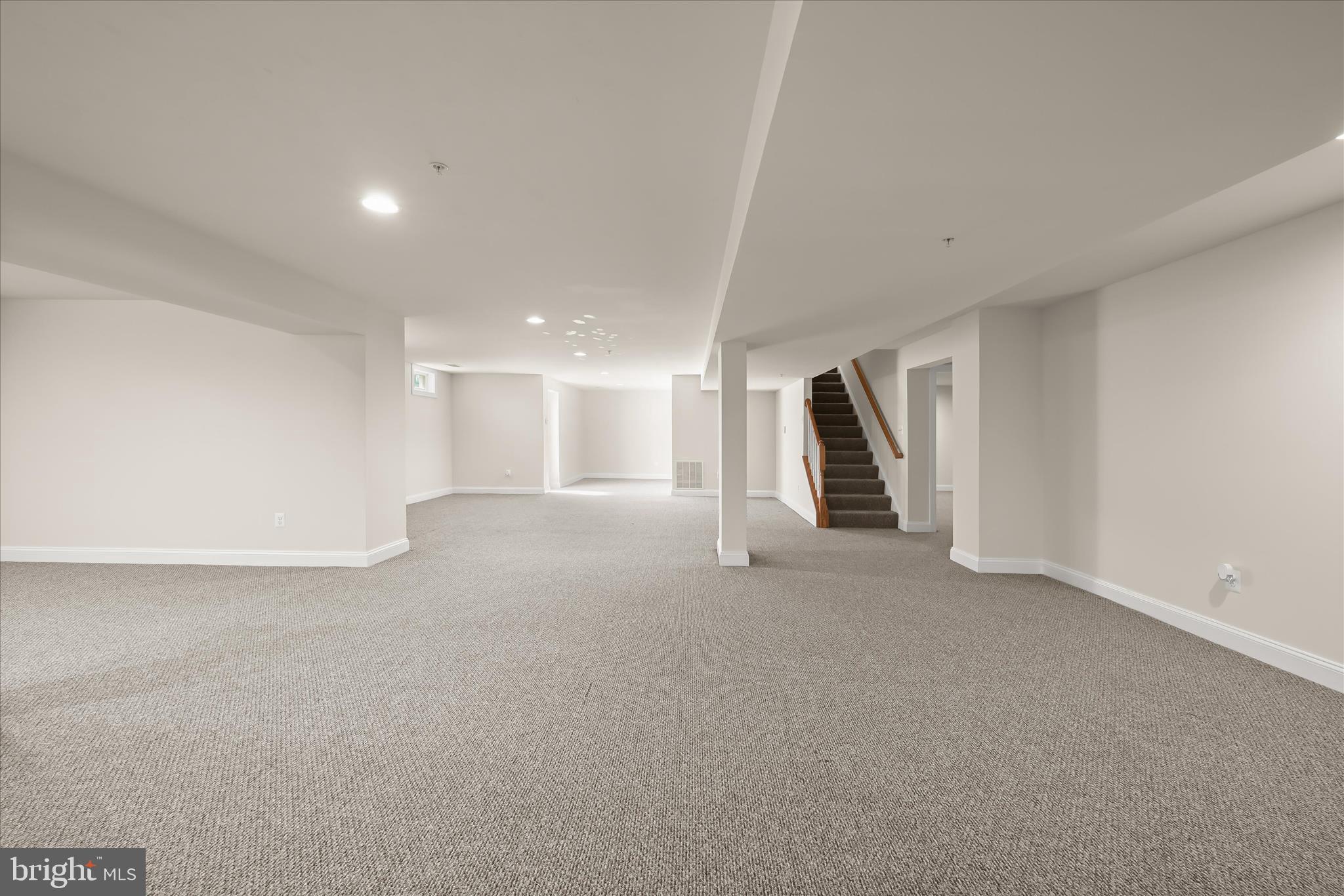 CLAREMONT OVERLOOK - Residential