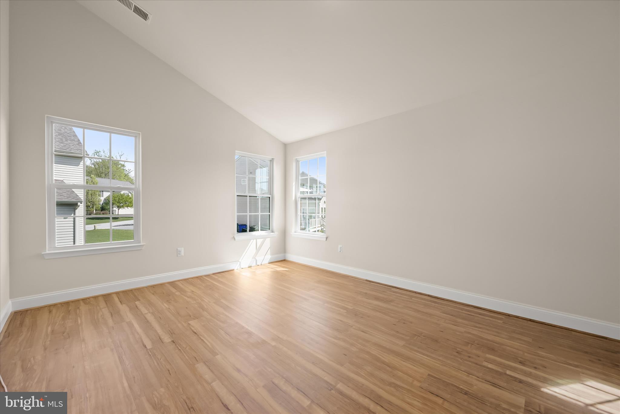 CLAREMONT OVERLOOK - Residential