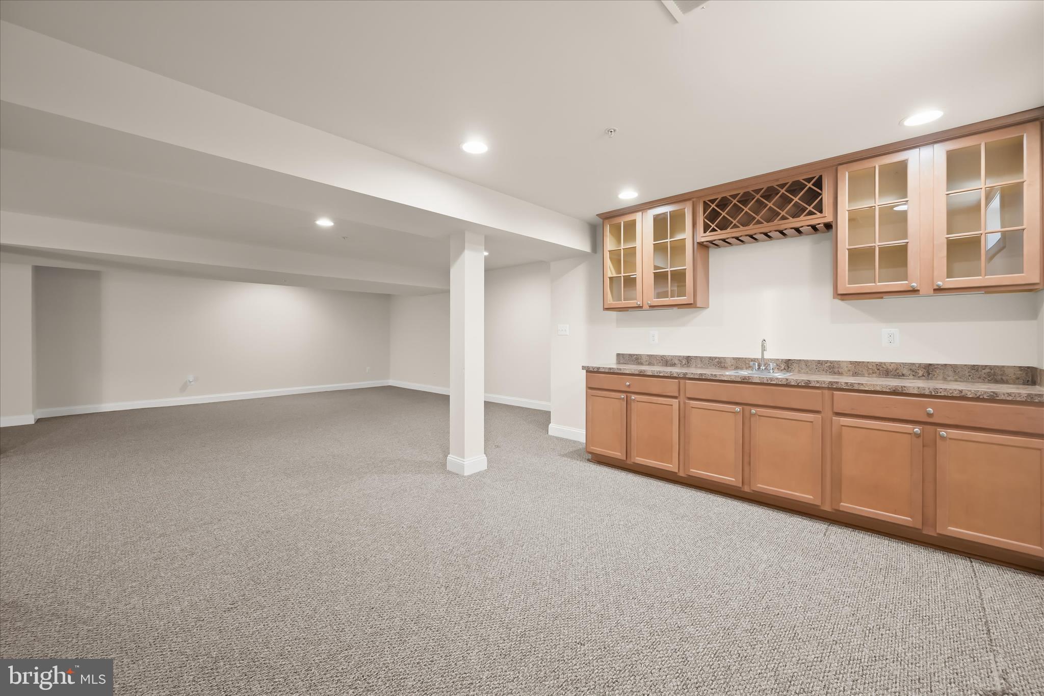 CLAREMONT OVERLOOK - Residential