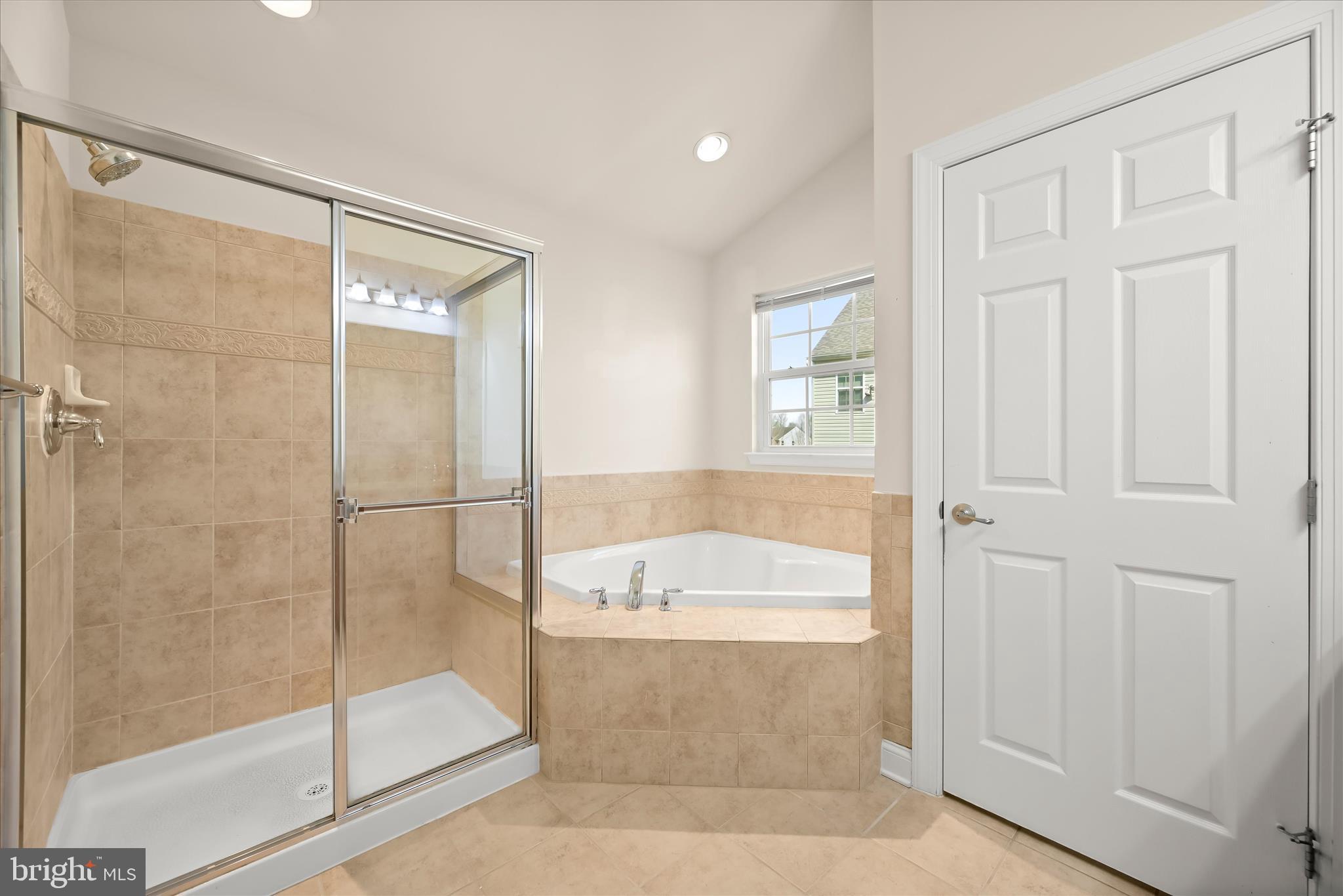 CLAREMONT OVERLOOK - Residential