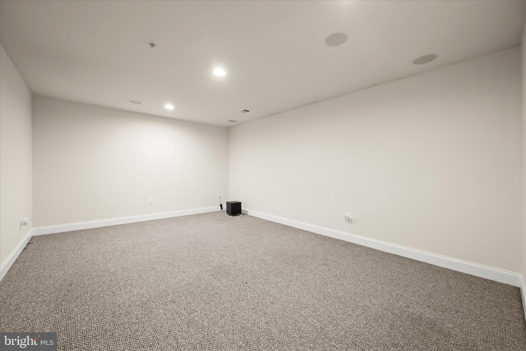 CLAREMONT OVERLOOK - Residential