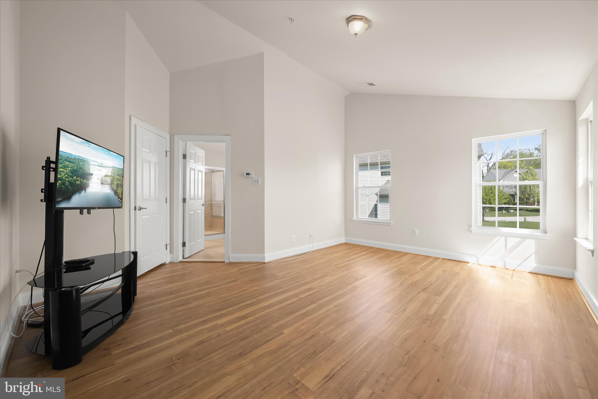 CLAREMONT OVERLOOK - Residential