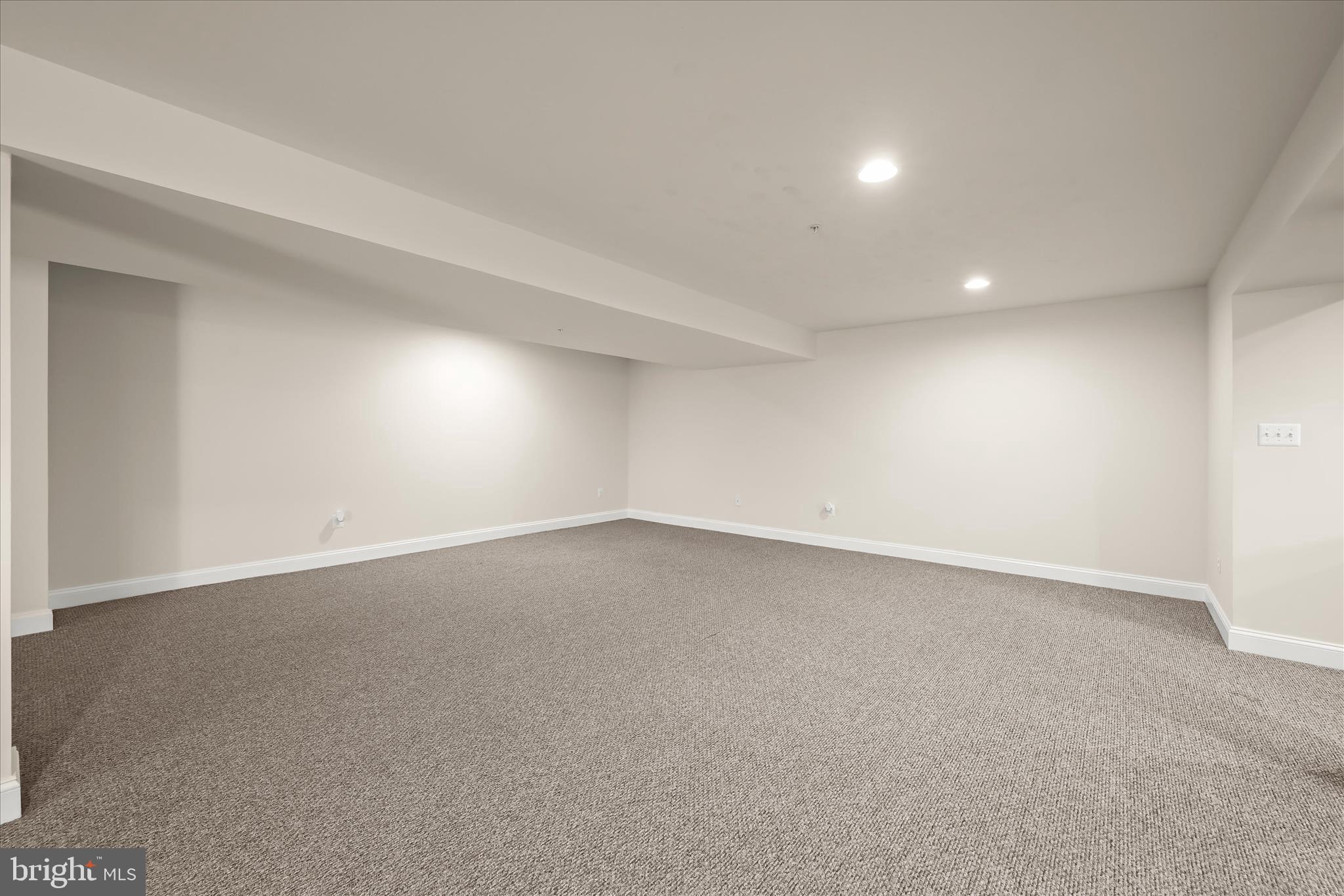 CLAREMONT OVERLOOK - Residential