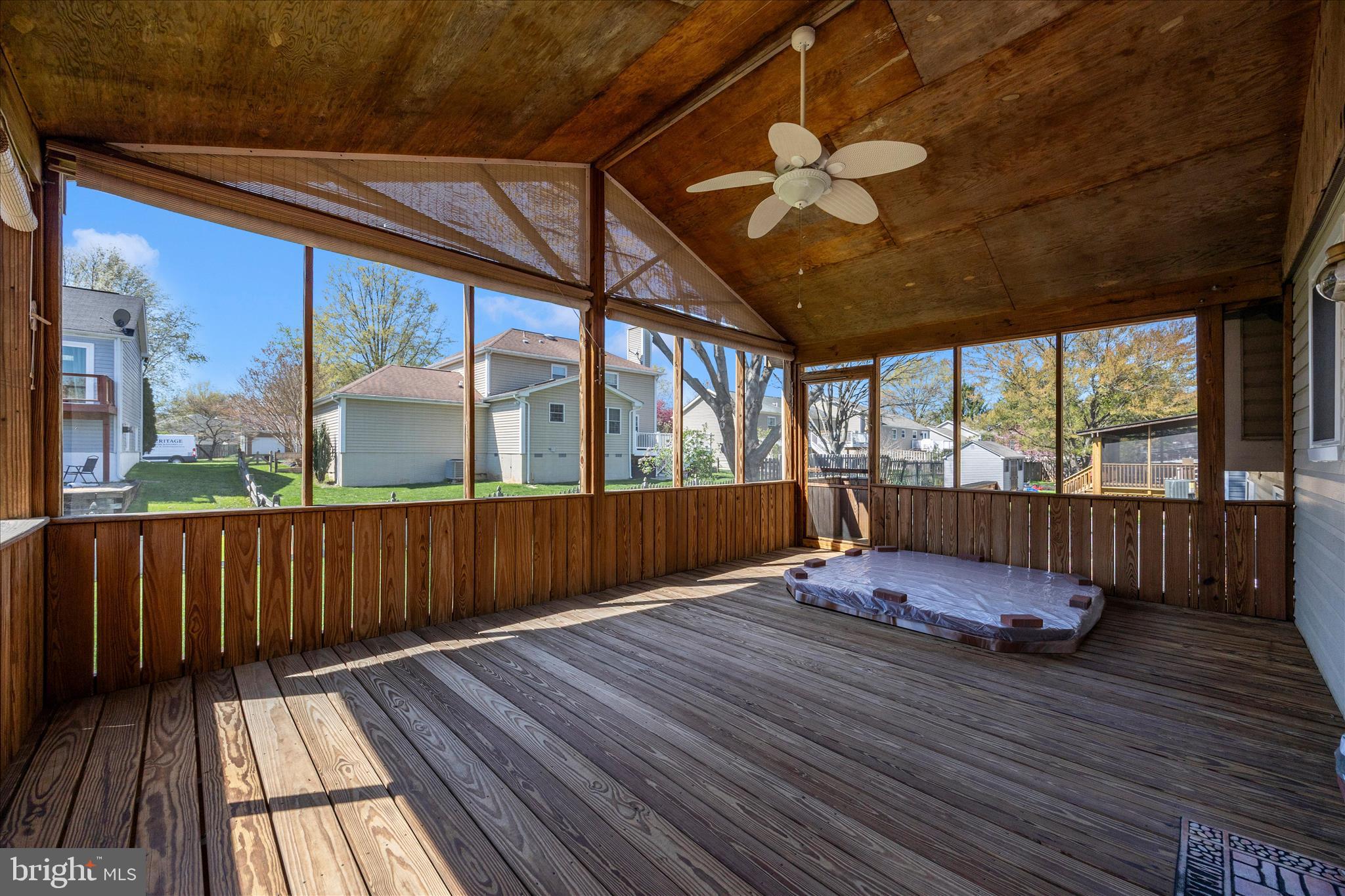 FOUNTAIN ROCK MANOR - Residential