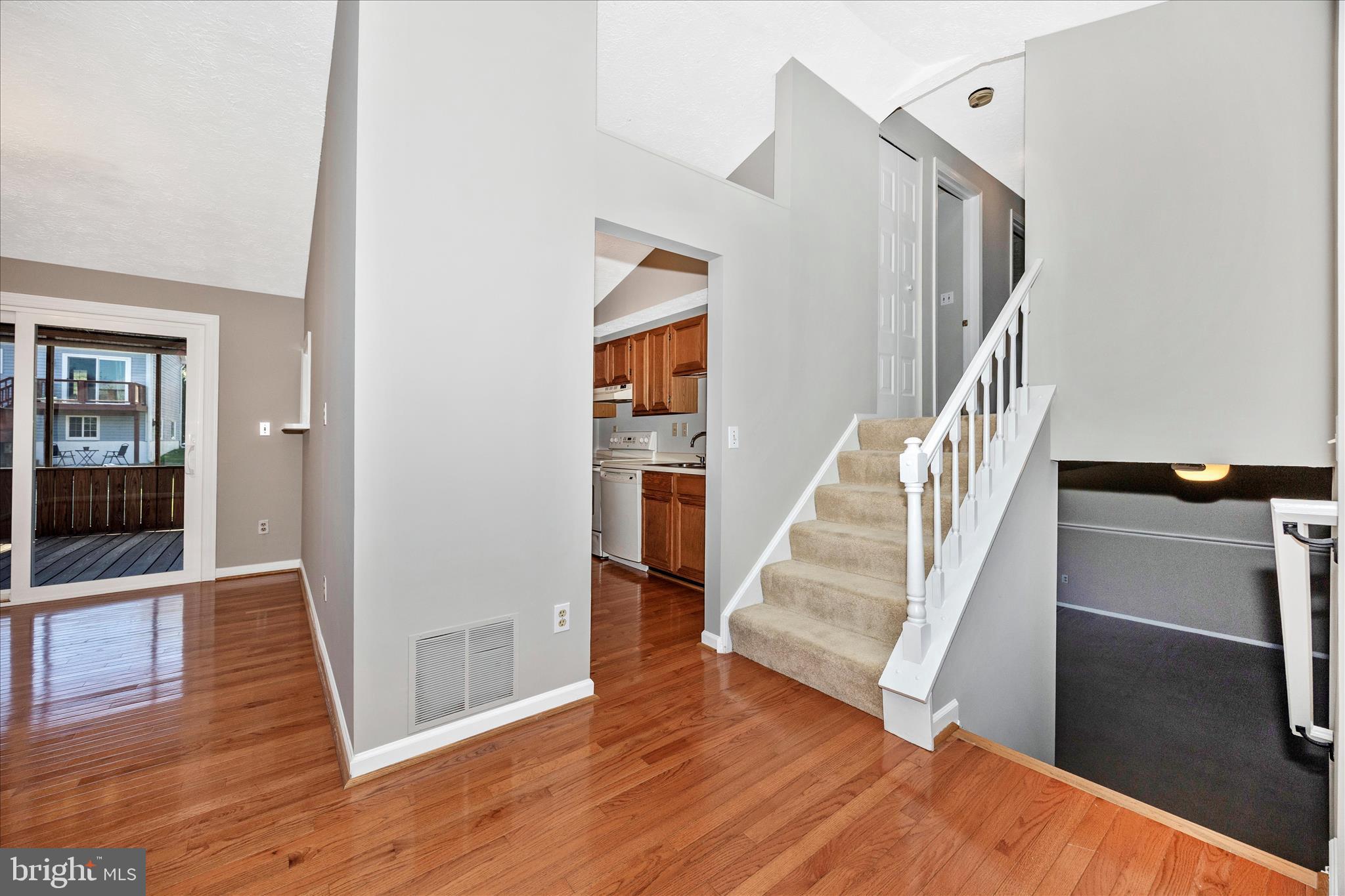 FOUNTAIN ROCK MANOR - Residential