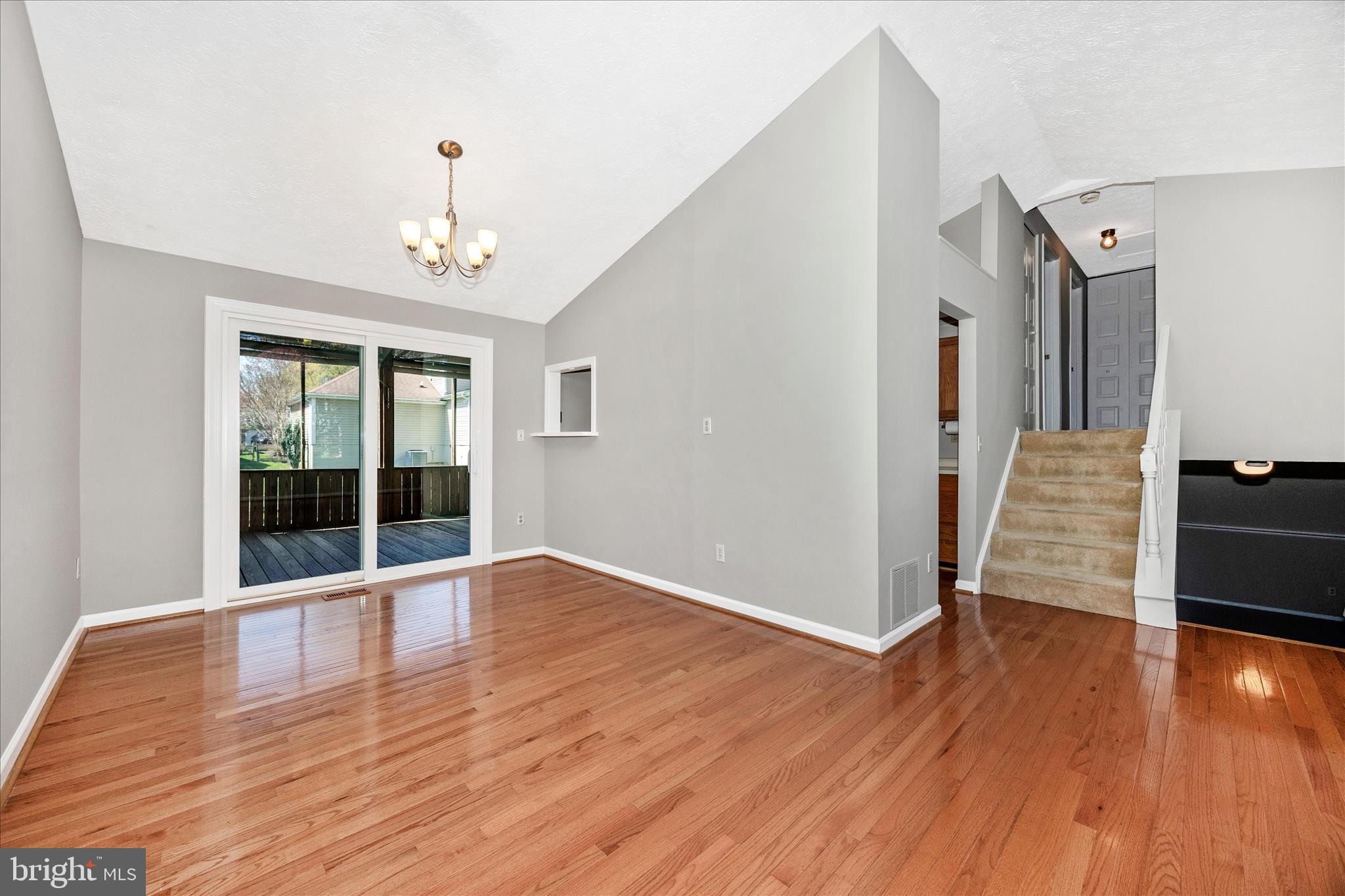 FOUNTAIN ROCK MANOR - Residential