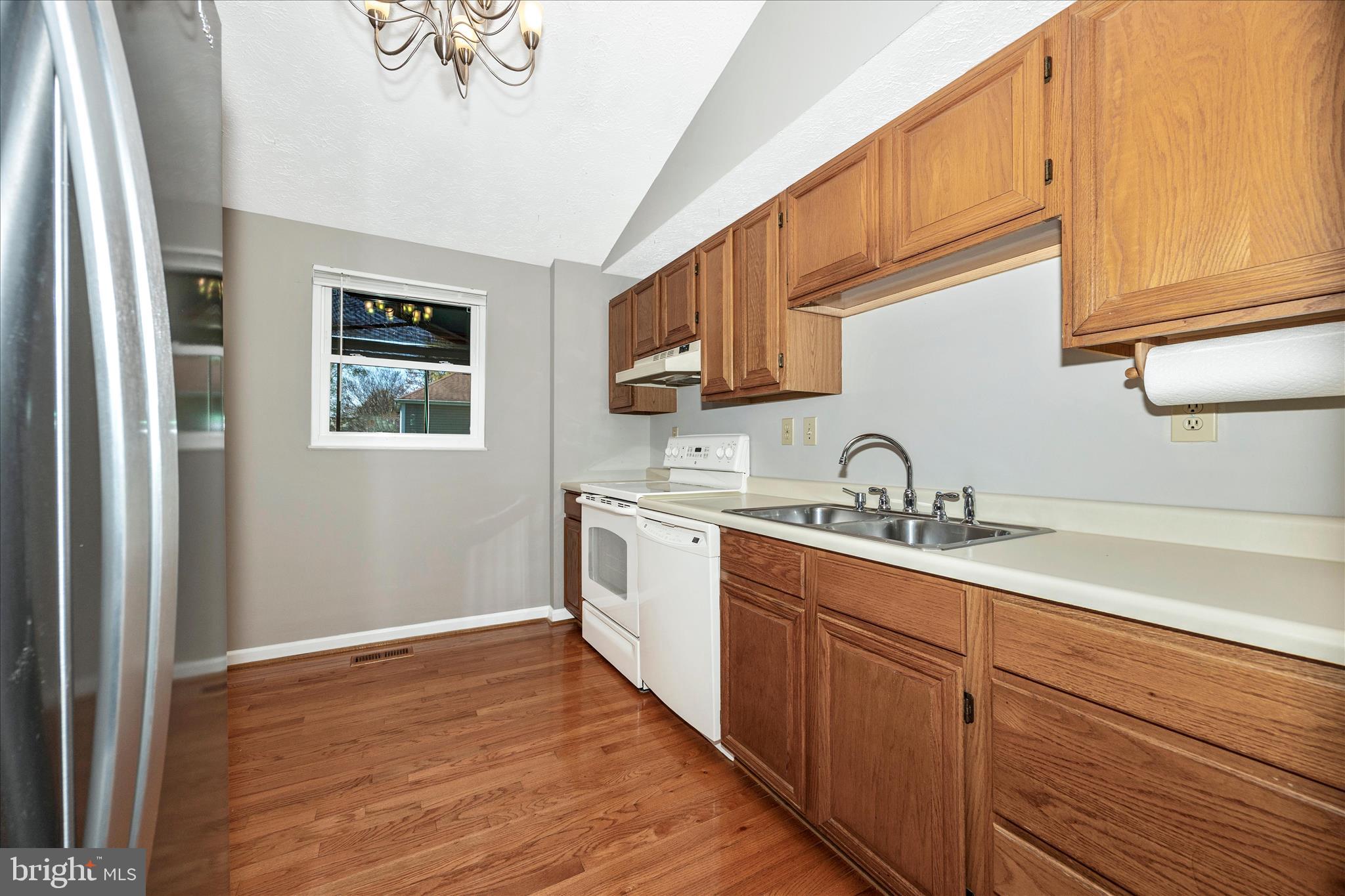 FOUNTAIN ROCK MANOR - Residential