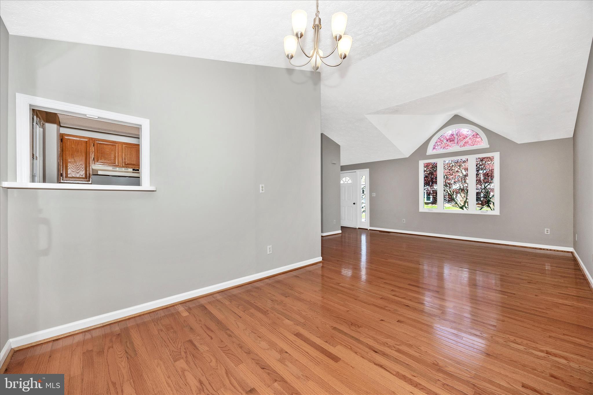 FOUNTAIN ROCK MANOR - Residential