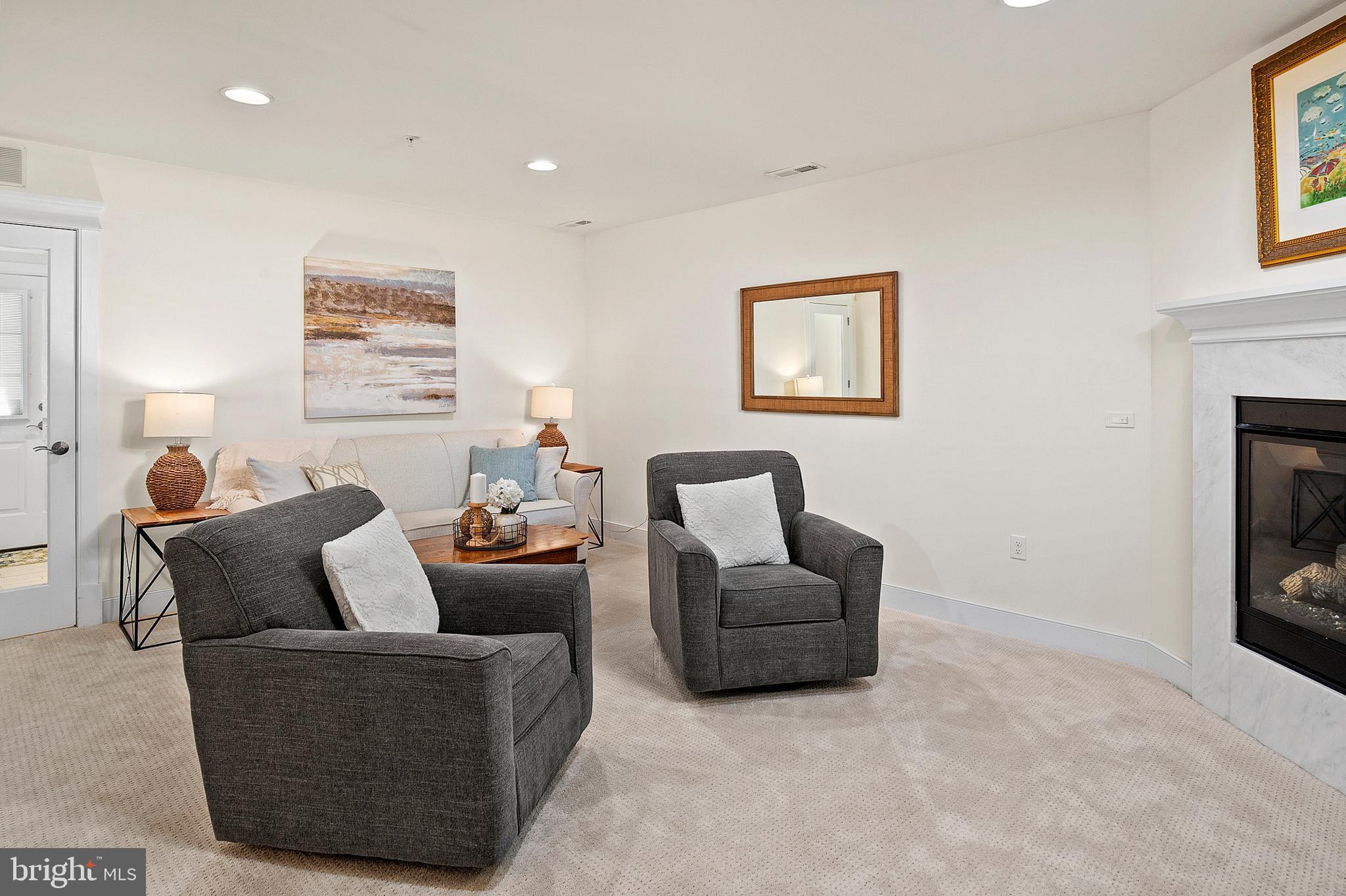 EASTPORT - Residential