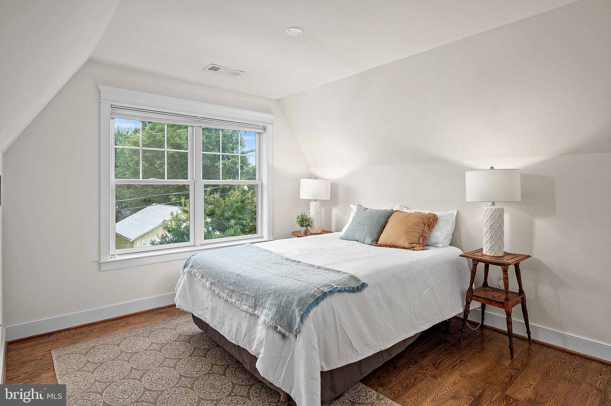 EASTPORT - Residential