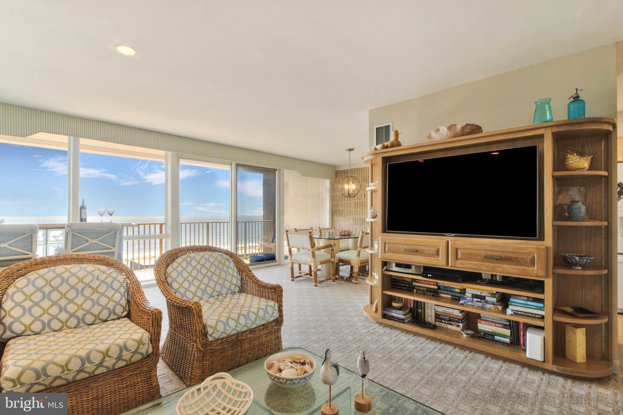 NORTH SHORES - Residential