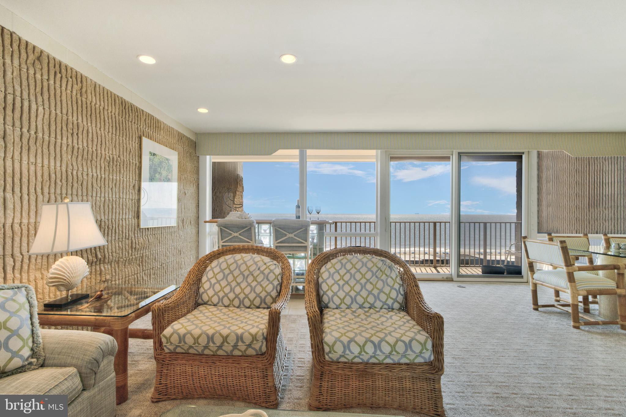 NORTH SHORES - Residential