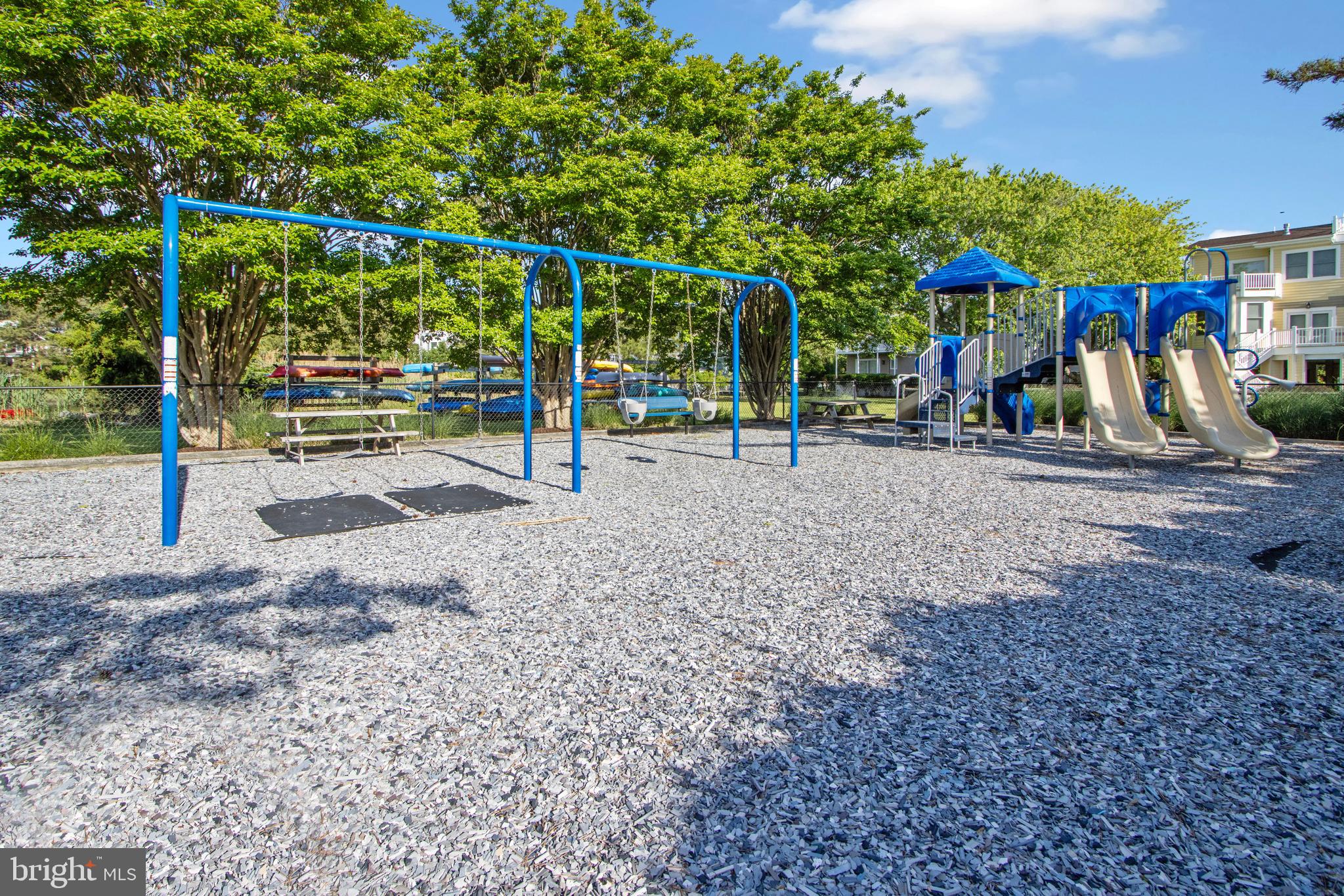 NORTH SHORES - Residential