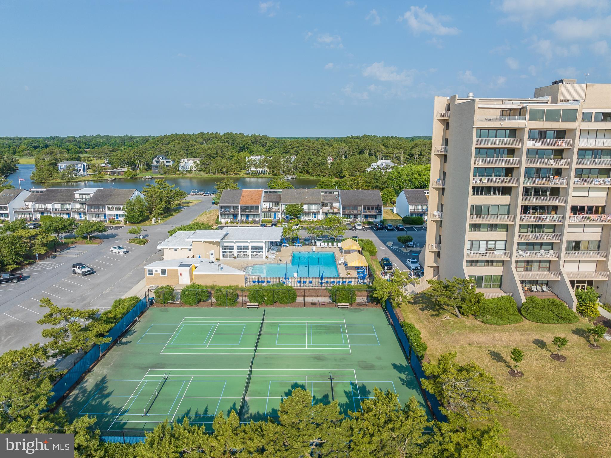 NORTH SHORES - Residential