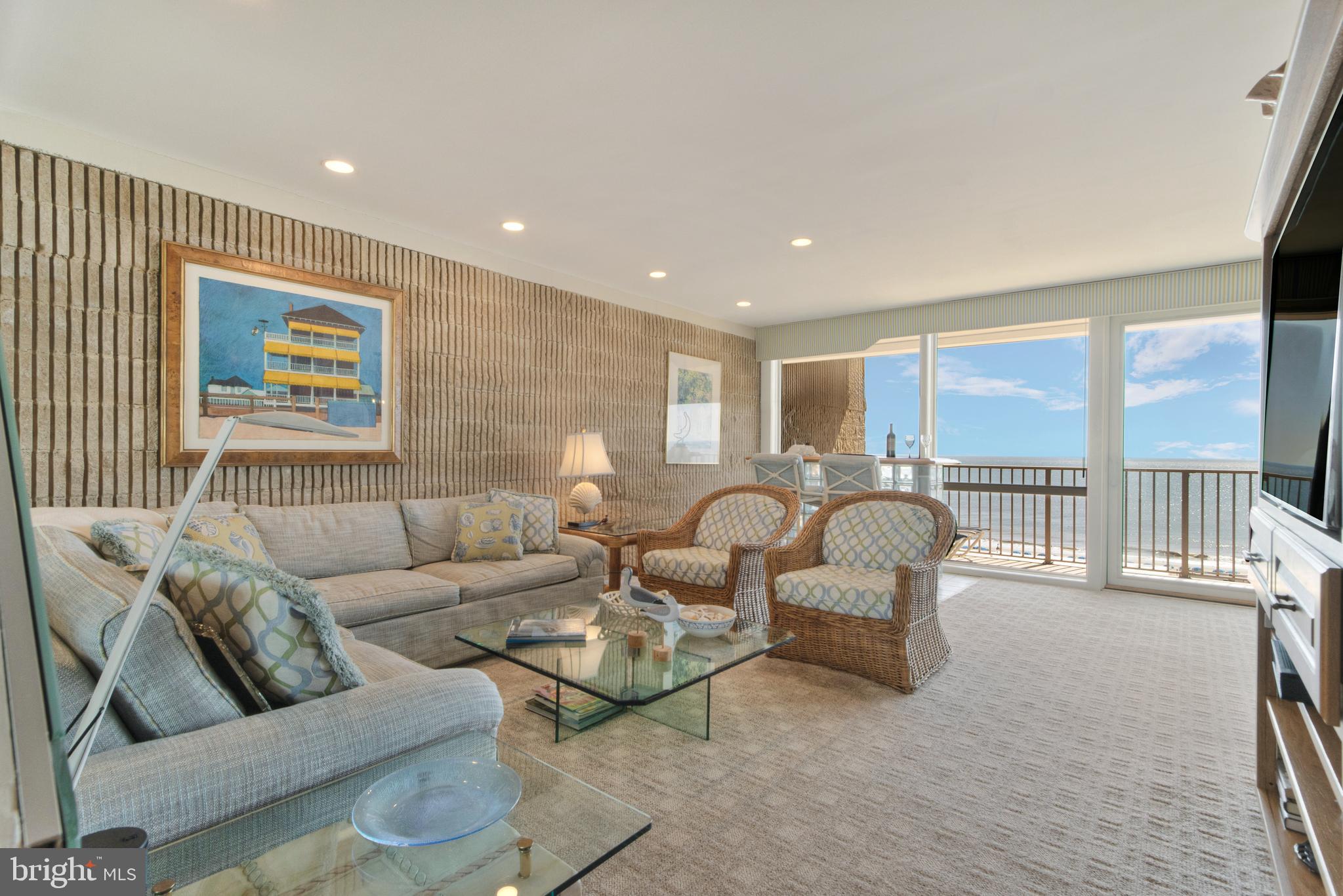 NORTH SHORES - Residential