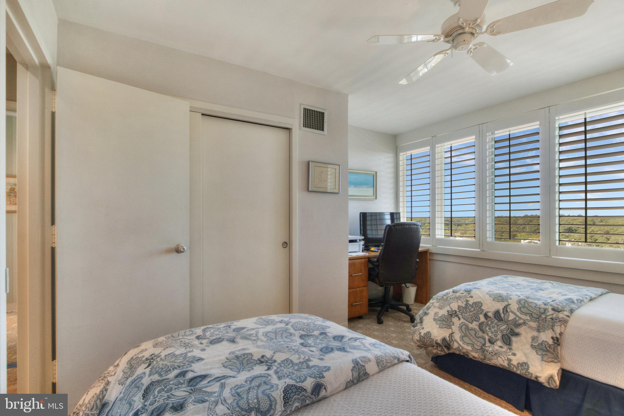 NORTH SHORES - Residential