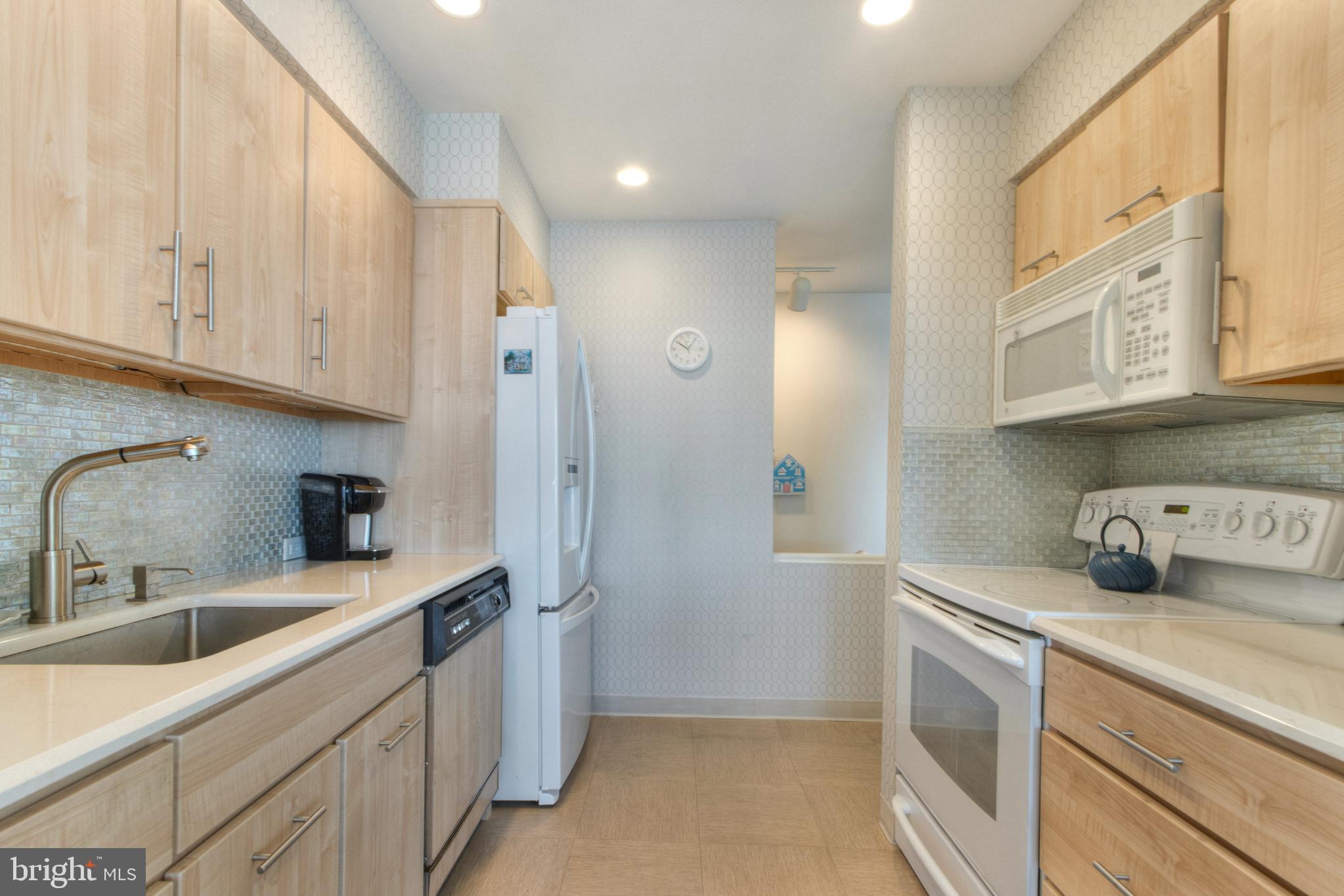 NORTH SHORES - Residential