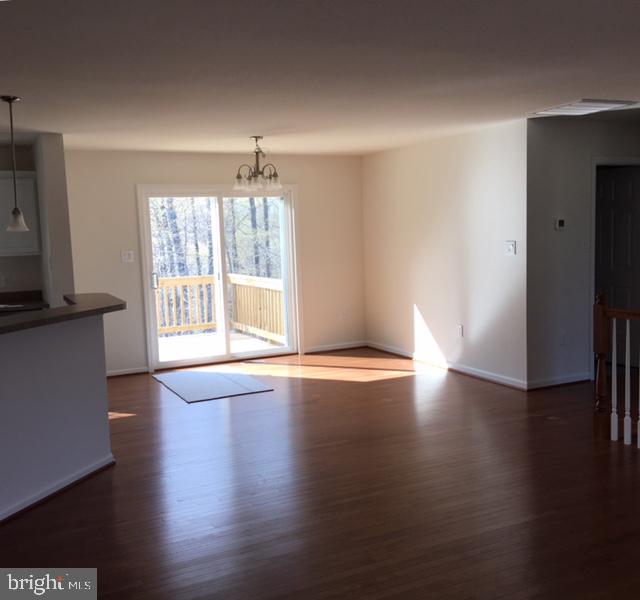 MOUNT VISTA EST - Residential