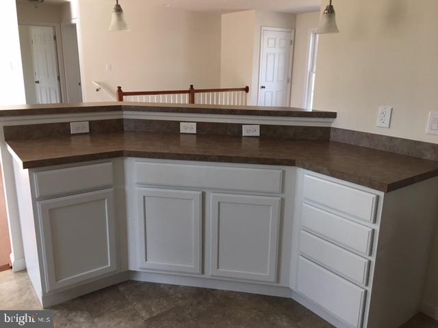 MOUNT VISTA EST - Residential