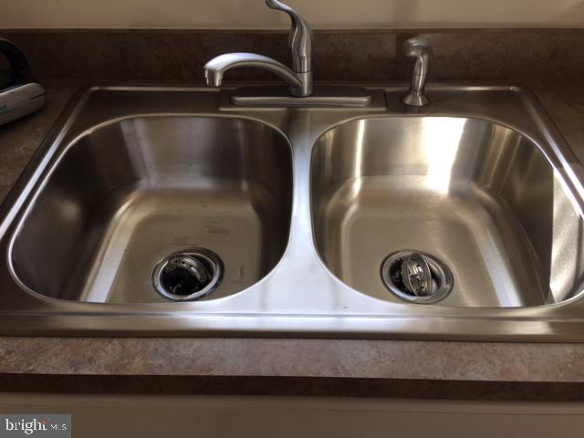 MOUNT VISTA EST - Residential