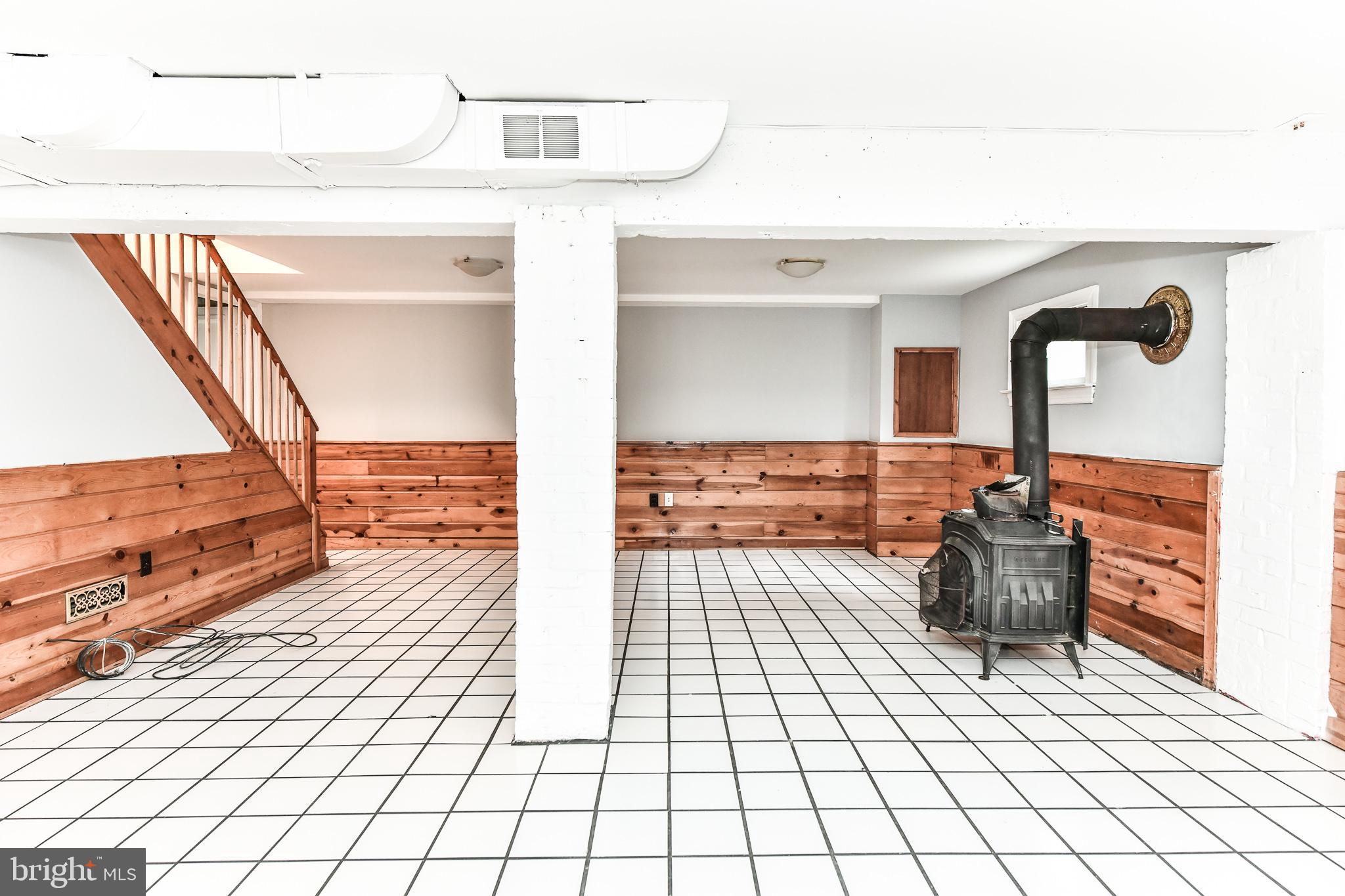 FOSTORIA - Residential Lease