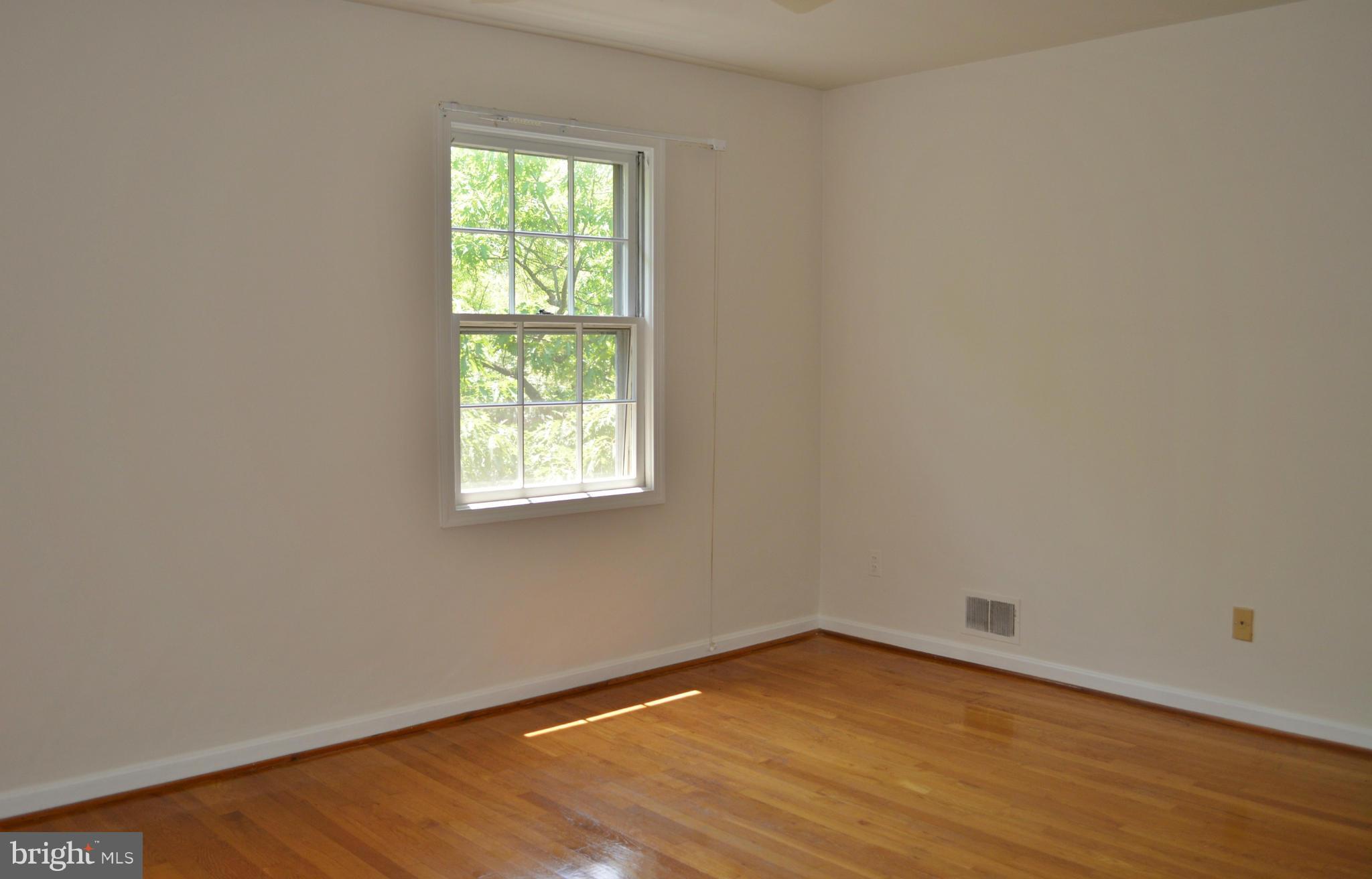 PITT MEWS - Residential Lease