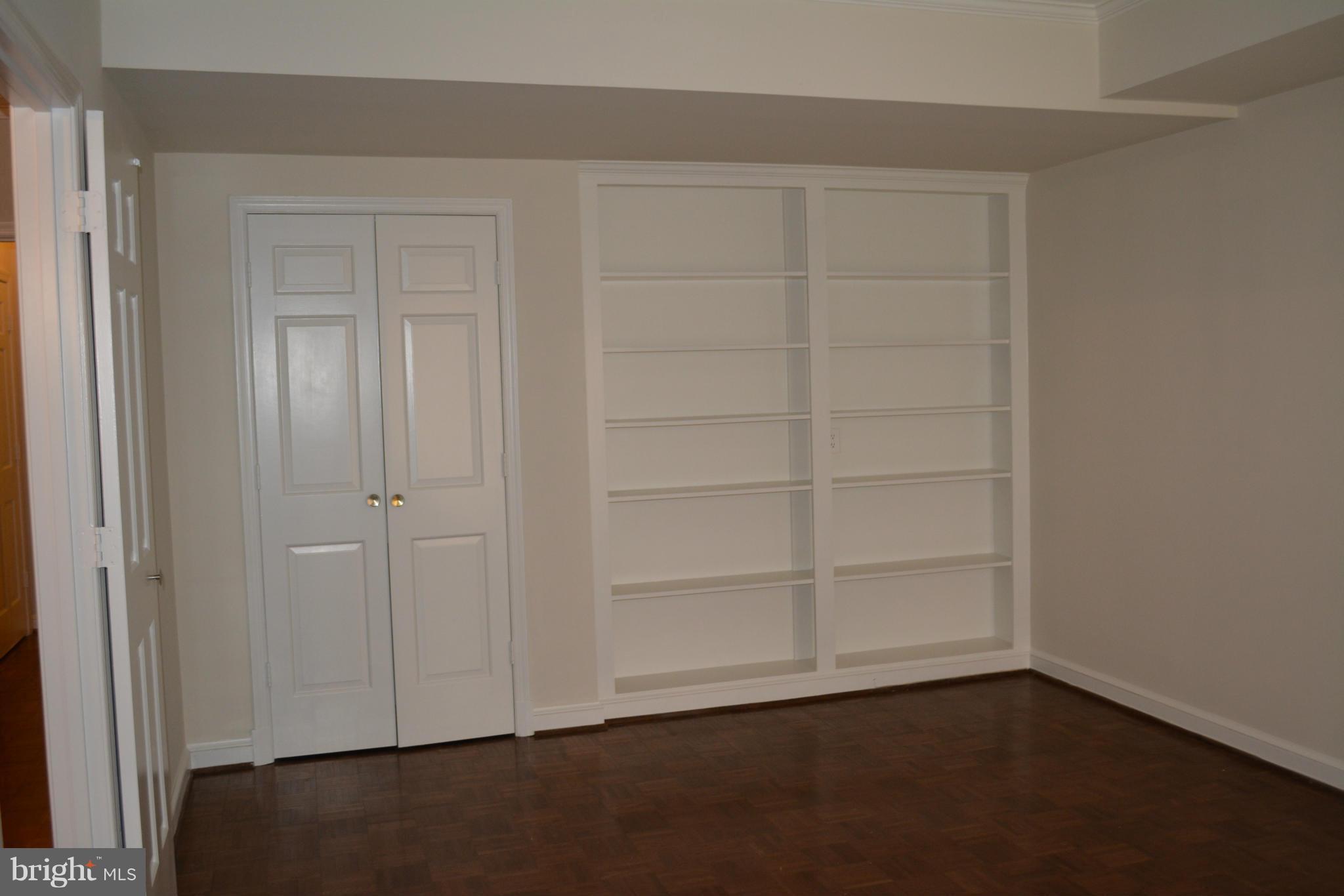 PITT MEWS - Residential Lease