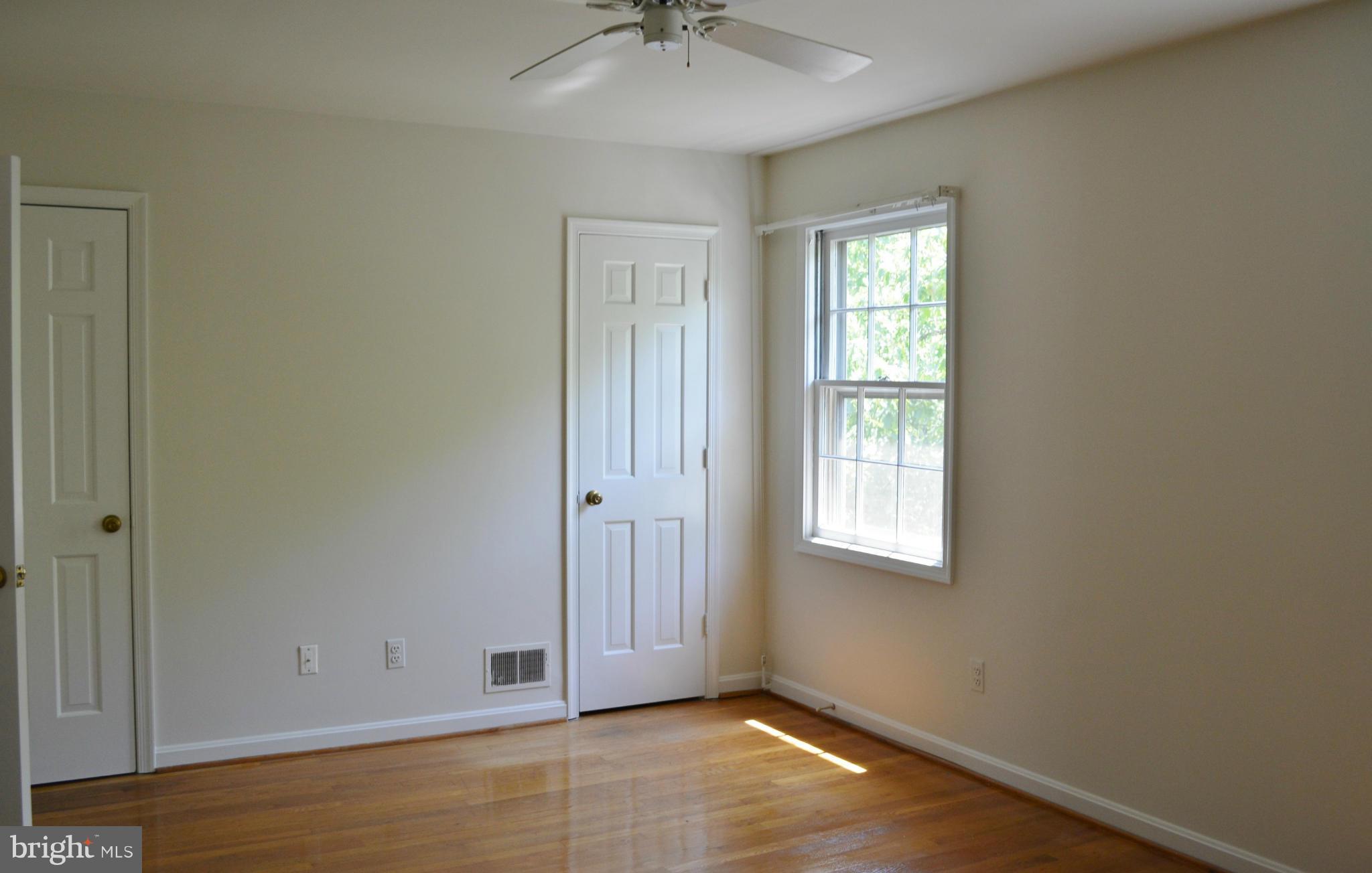 PITT MEWS - Residential Lease