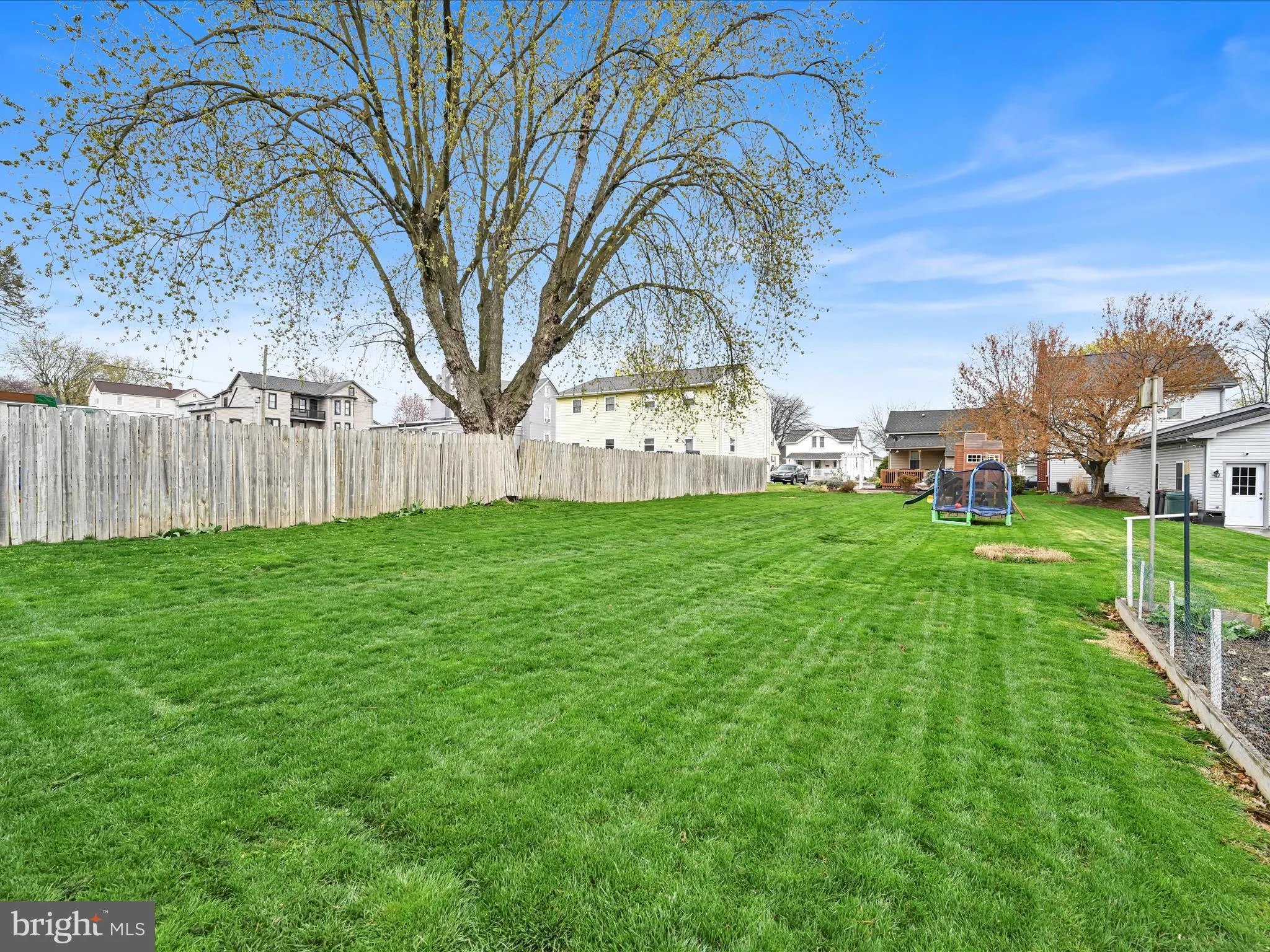 Mount Joy, Pennsylvania 17552, United States, 2 Bedrooms Bedrooms, ,2 BathroomsBathrooms,Residential,Pending,107673