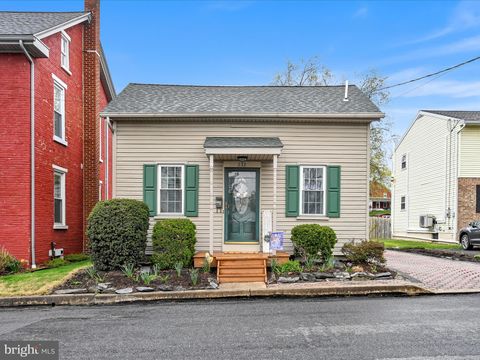 Photo of 232 N Market Avenue, MOUNT JOY, PA 17552 (MLS # PALA2068044)