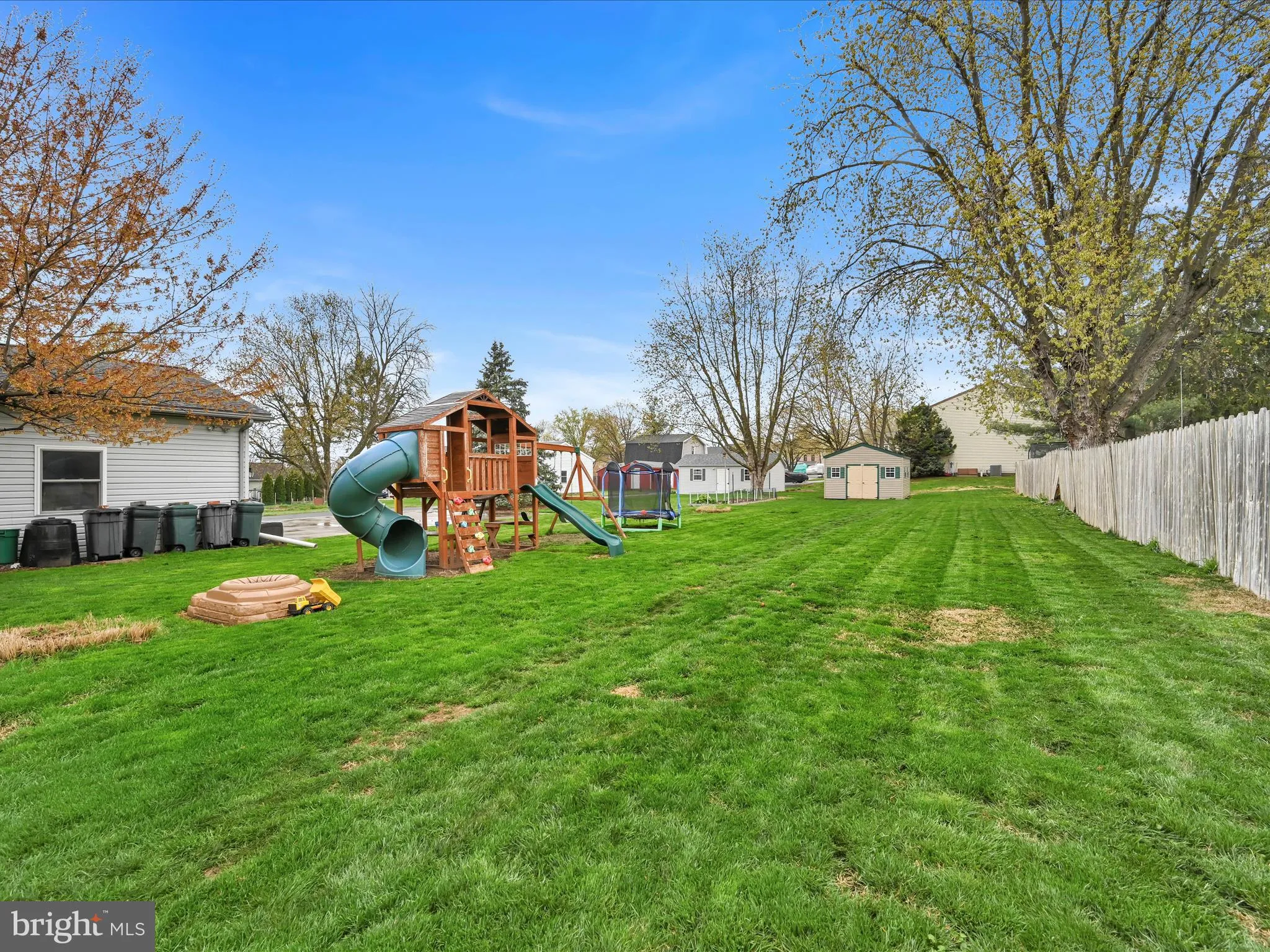 Mount Joy, Pennsylvania 17552, United States, 2 Bedrooms Bedrooms, ,2 BathroomsBathrooms,Residential,Pending,107673