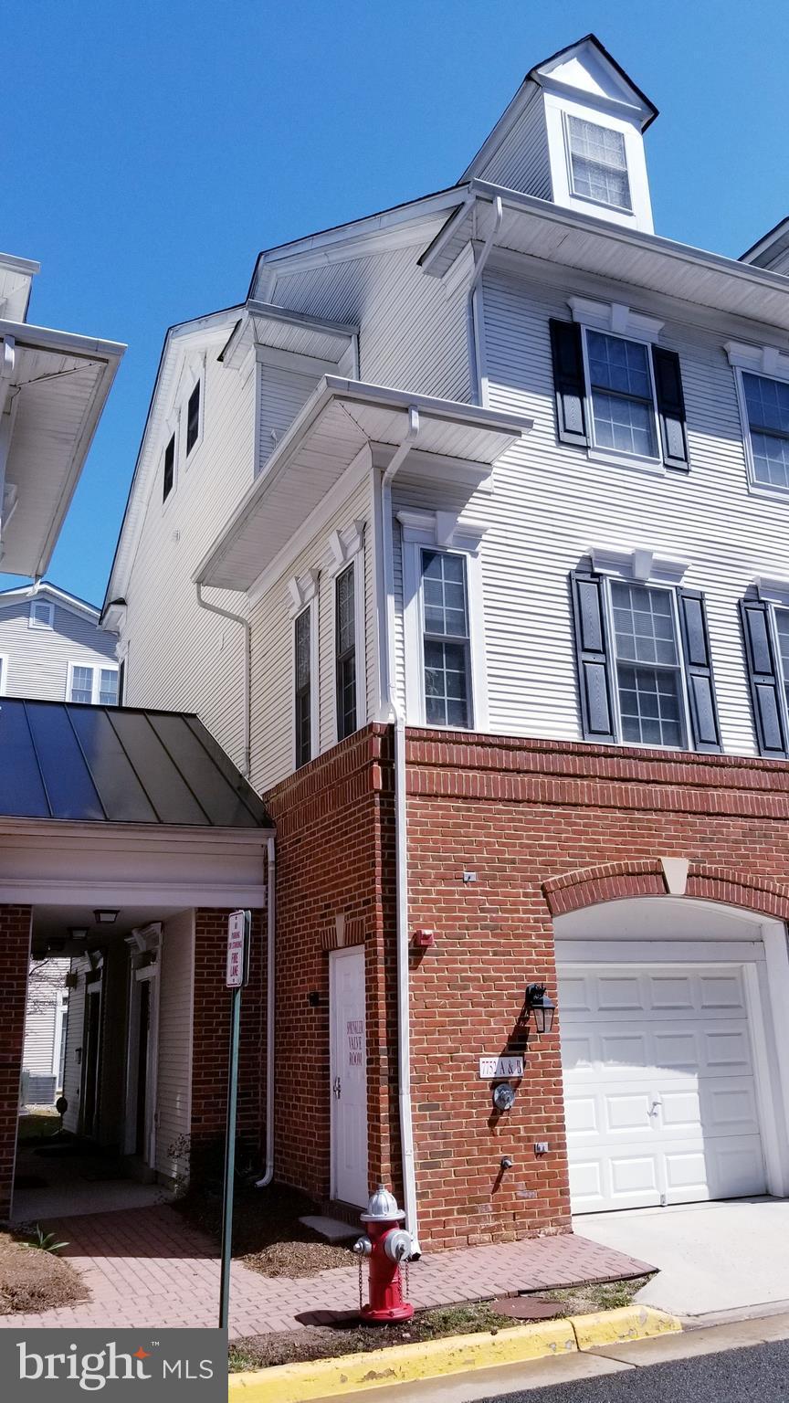 LORTON STATION NORTH CND - Residential