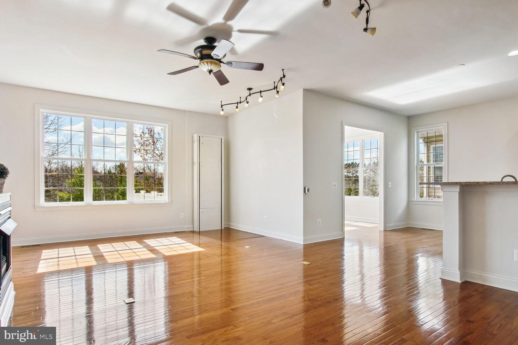 REGENCY AT DOMINION VALLEY - Residential