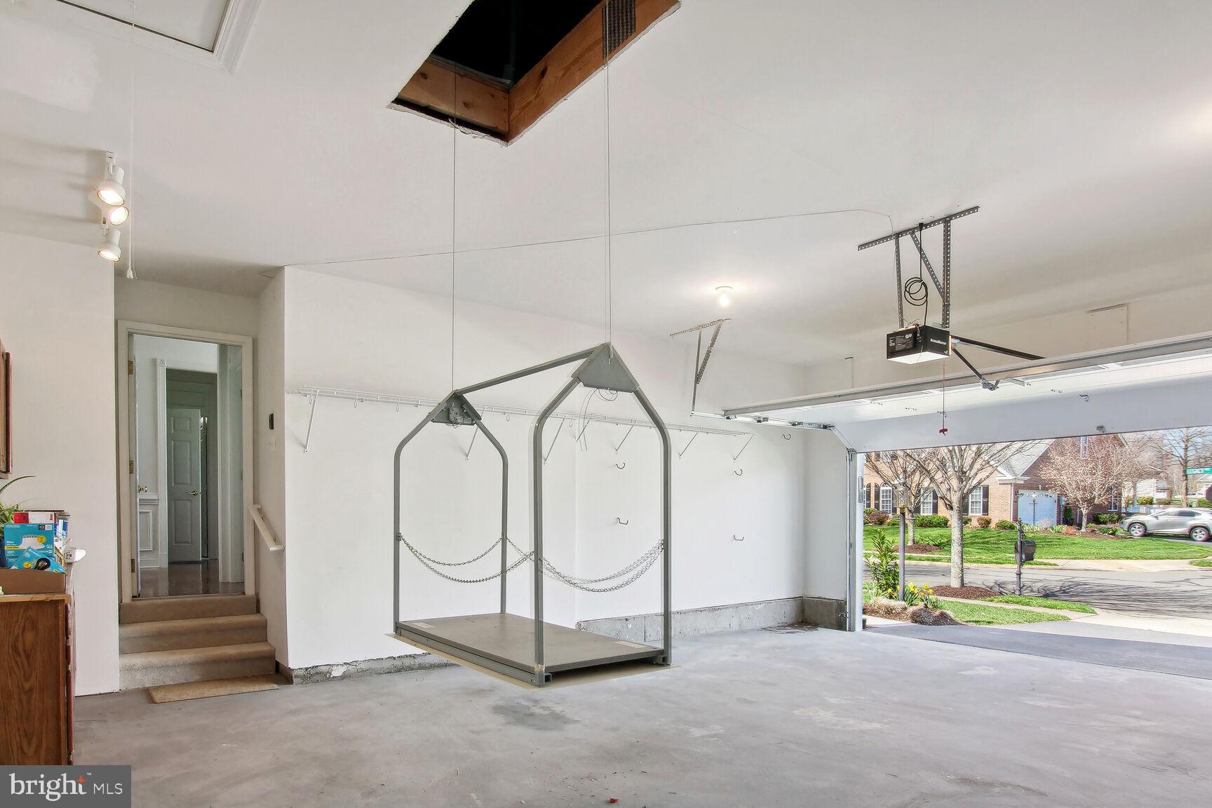 REGENCY AT DOMINION VALLEY - Residential