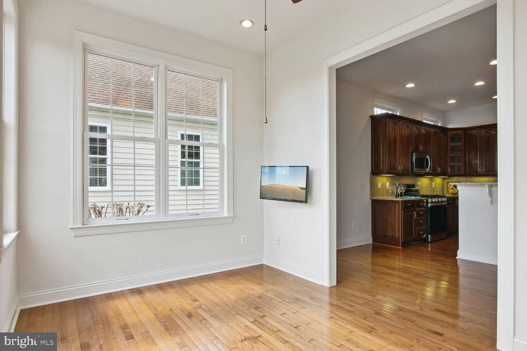 REGENCY AT DOMINION VALLEY - Residential