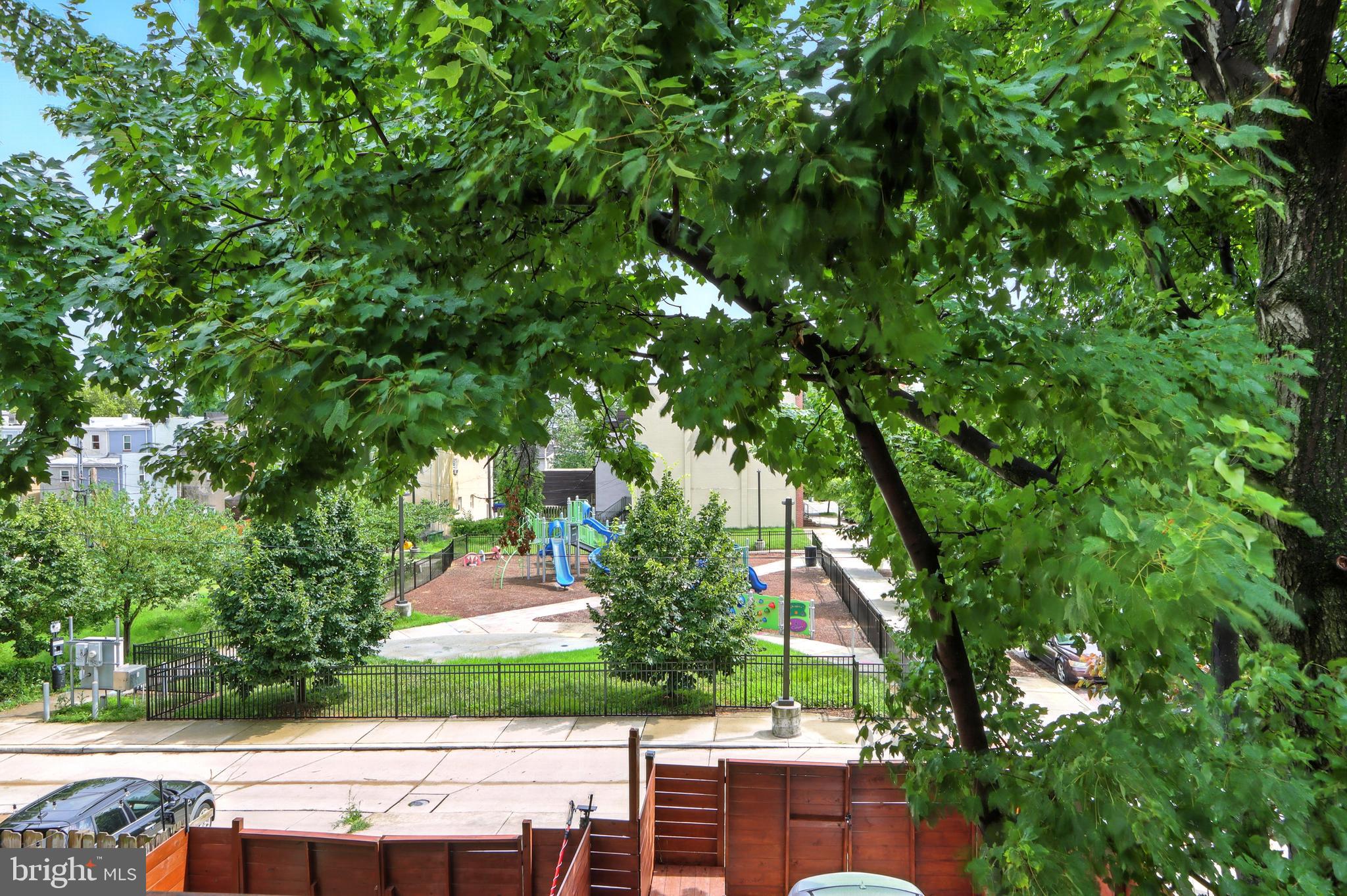 GREENMOUNT WEST - Residential