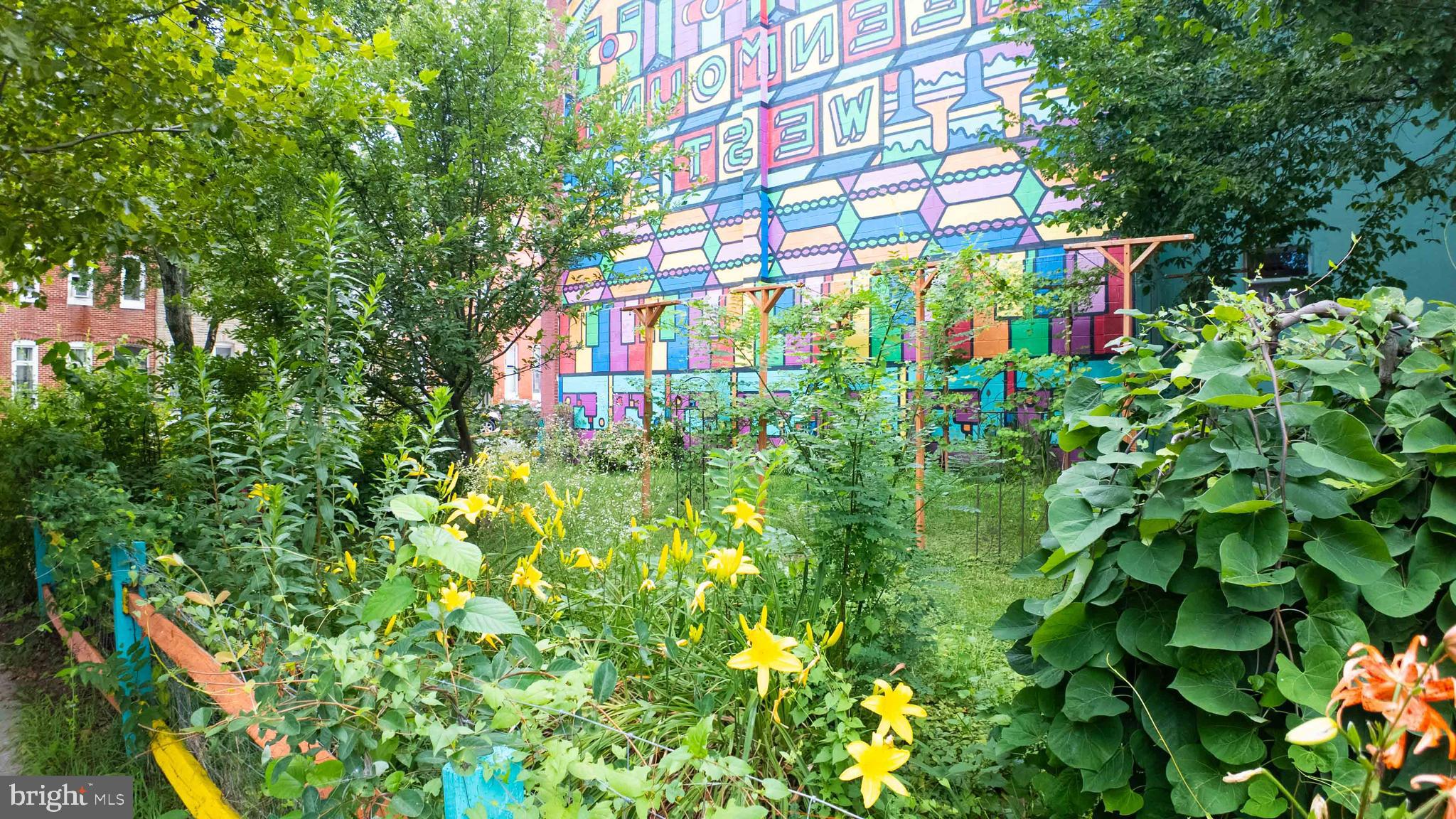 GREENMOUNT WEST - Residential